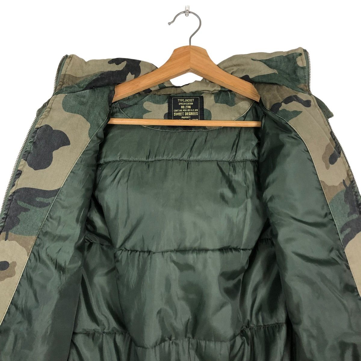Japanese Brand 🔥BIKER PARACHUTE BONDAGE DESIGN TANK TOP MILITARY CAMO Size US L / EU 52-54 / 3 - 15 Thumbnail