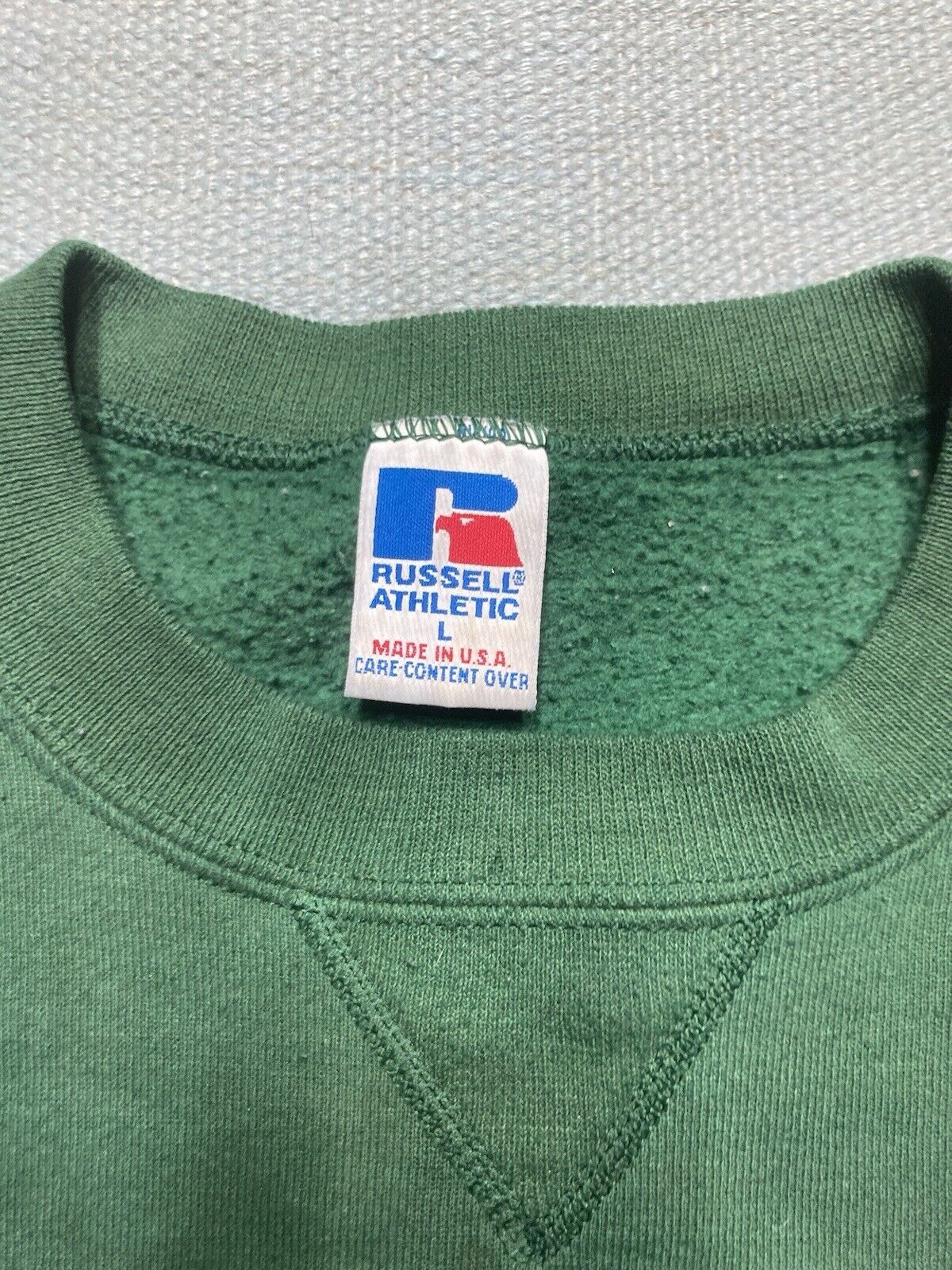 Russell Athletic × Vintage Vtg crewneck sweatshirt Russell athletic faded USA made L Size US L / EU 52-54 / 3 - 3 Thumbnail