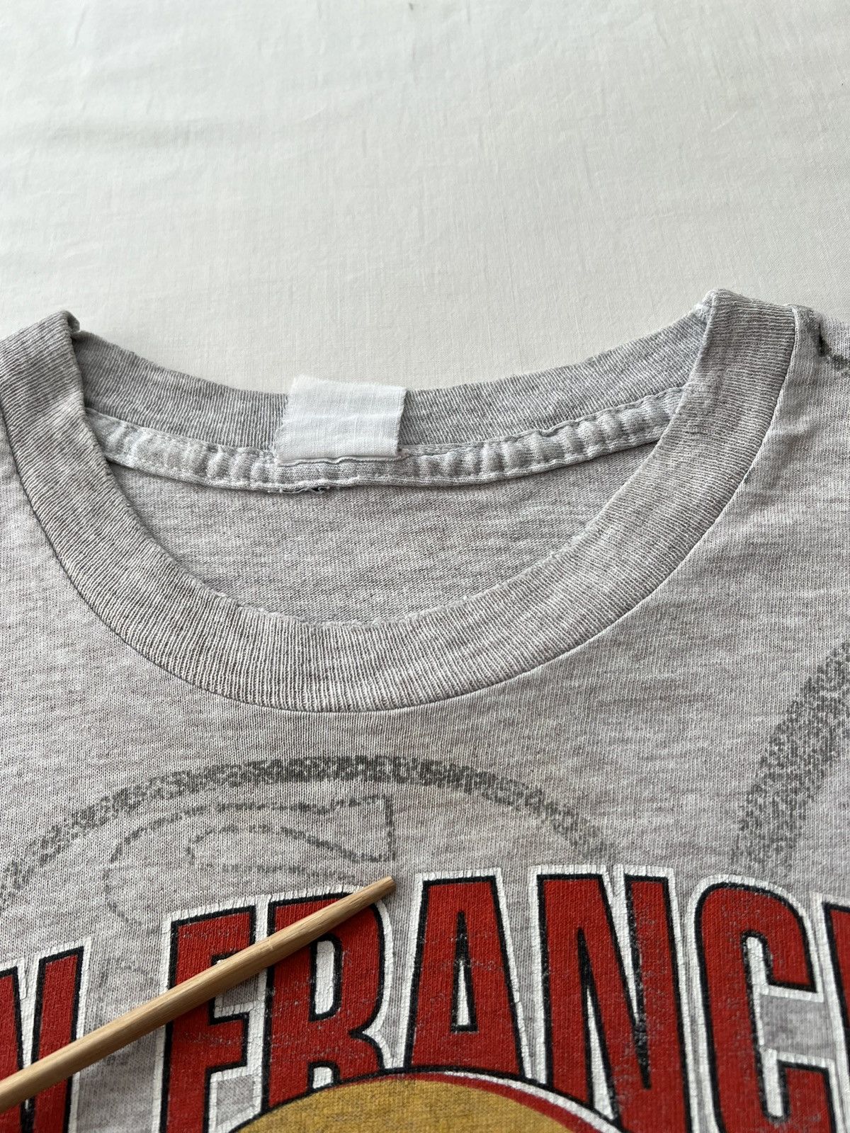 NFL Vintage 1992 San Francisco 49ers NFL AOP Gray T-shirt Size US XL / EU 56 / 4 - 12 Thumbnail