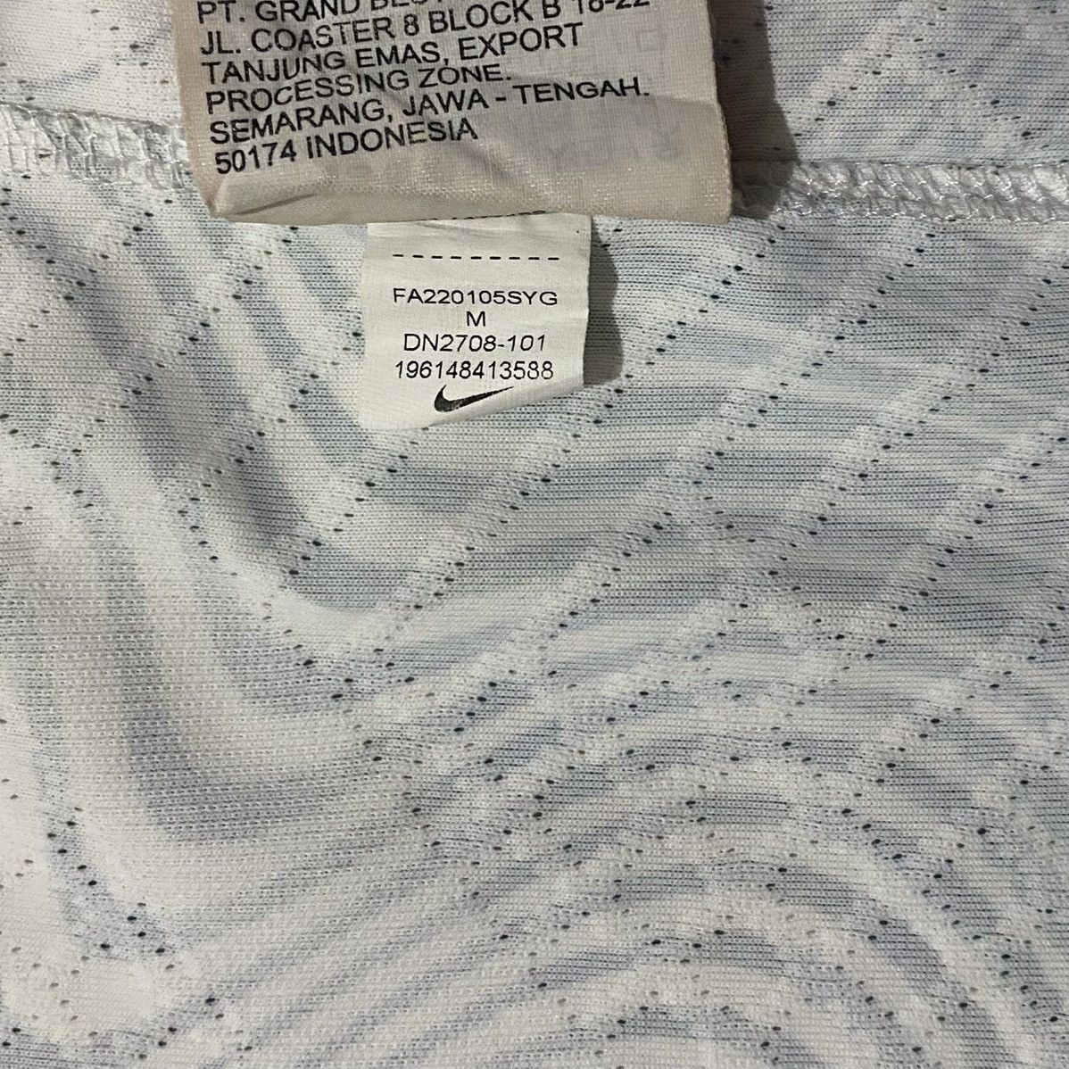 Nike Liverpool 2022-2023 Away Player Issue Jersey Mohamed Salah Size US M / EU 48-50 / 2 - 9 Thumbnail
