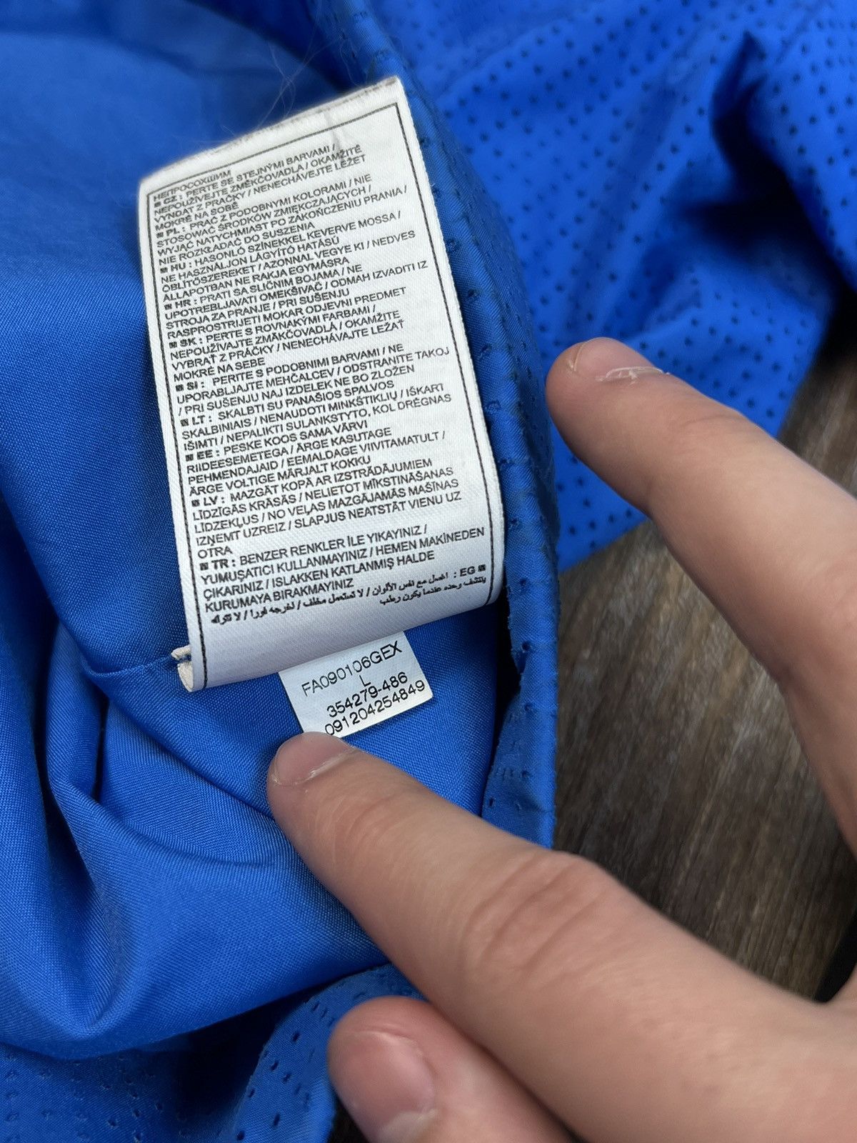 Nike Vintage Nike Inter Milan Blue Tack Top Full Zip Jacket Size US L / EU 52-54 / 3 - 13 Thumbnail