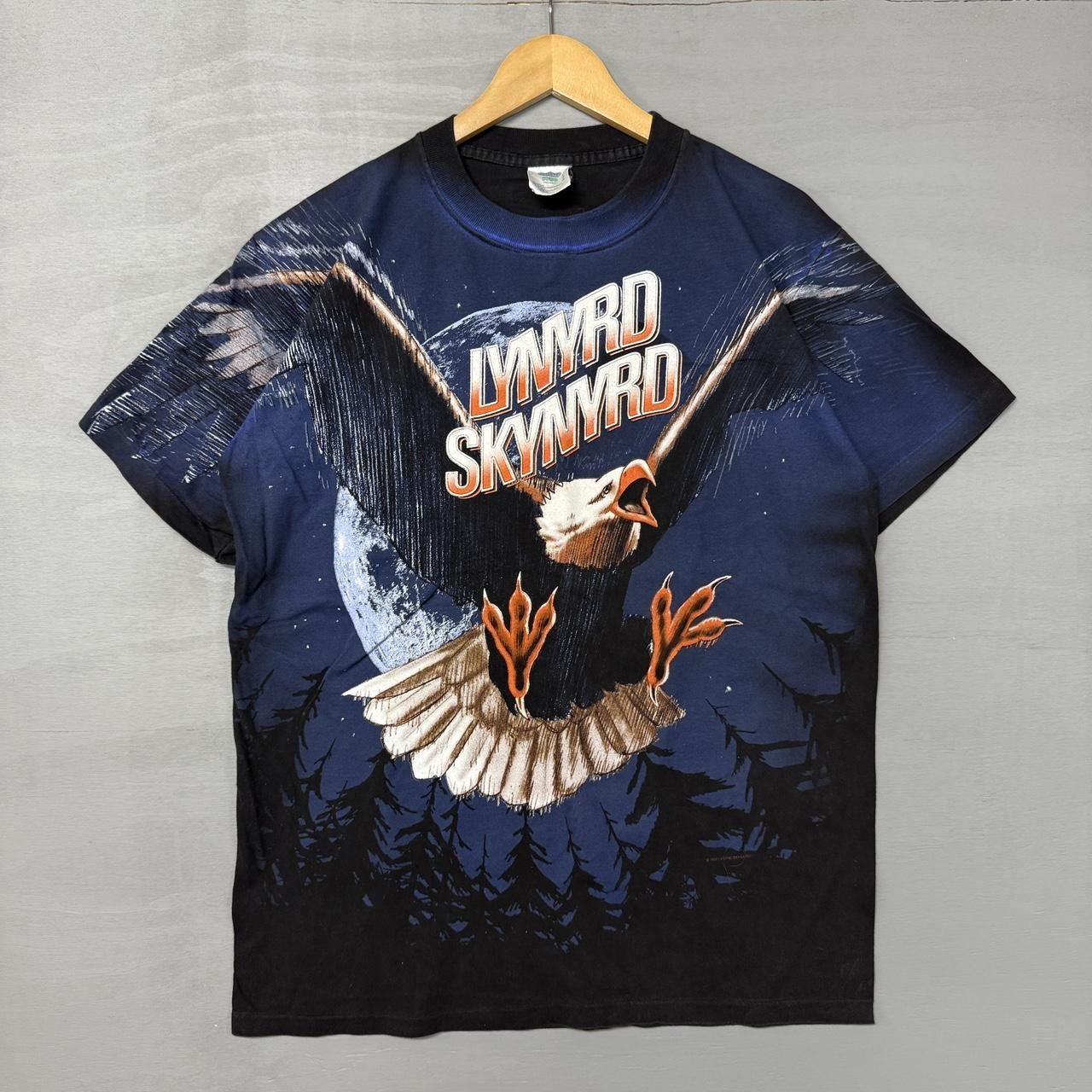 Vintage Lynyrd Skynyrd Free Bird 1996 Tour Band Tee Shirt XL Size US XL / EU 56 / 4 - 1 Thumbnail