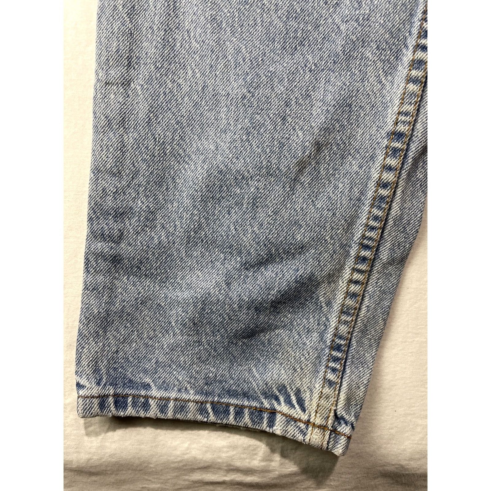 Levi's Levis Jeans Mens 550 33x32 Relaxed Fit Denim Vintage 5-Pocket Blue Cotton Size US 33 - 3 Thumbnail