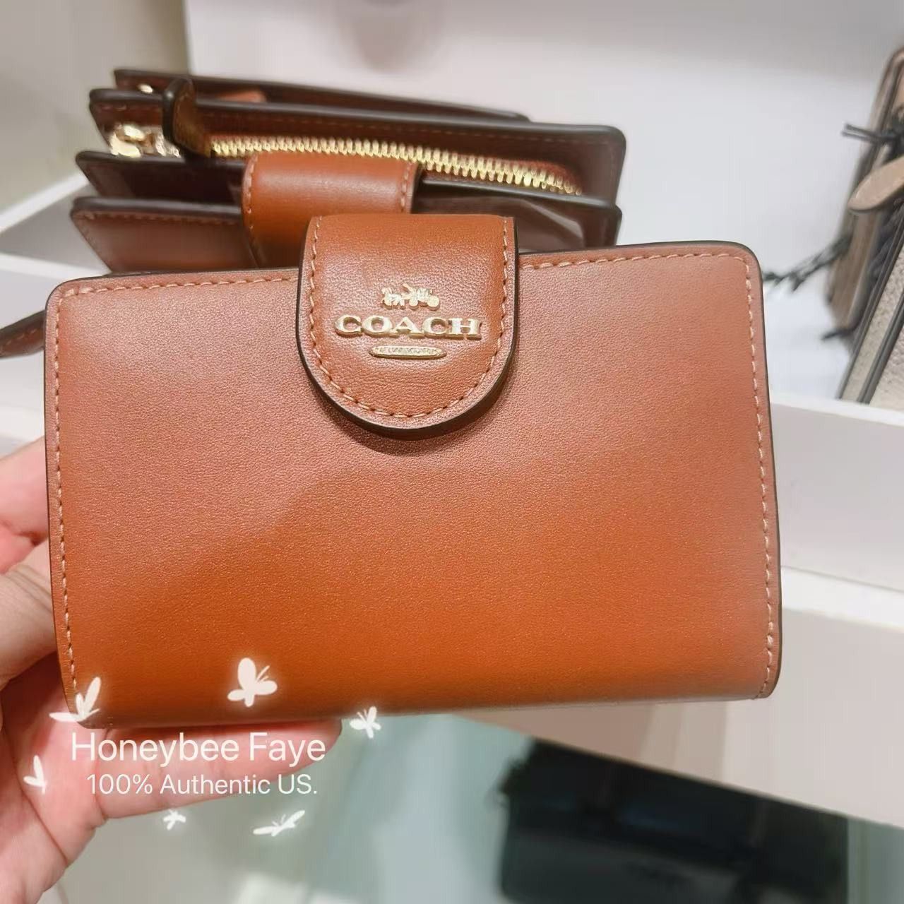 Coach Medium Corner Zip Wallet CBO32 Size ONE SIZE - 1 Thumbnail
