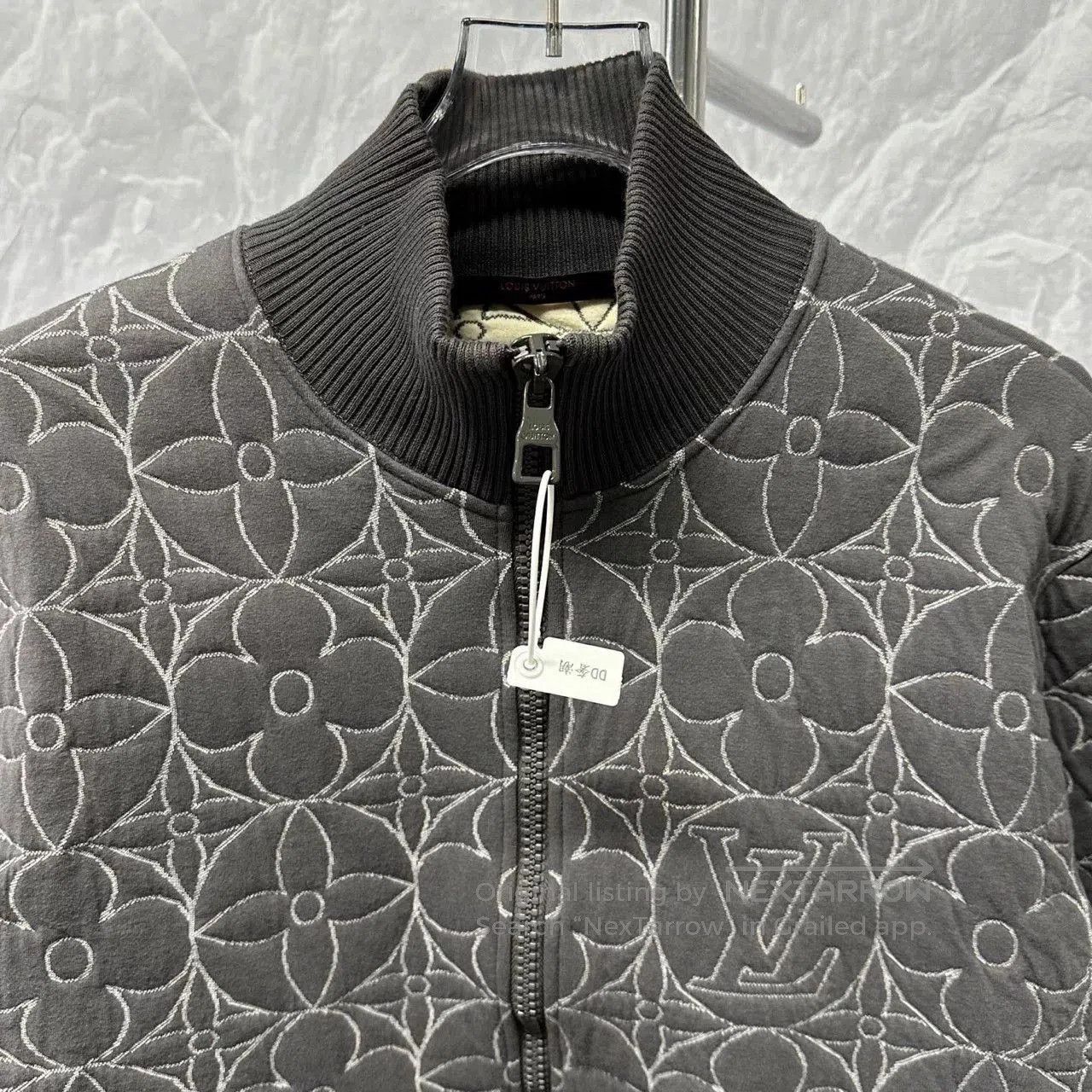 Louis Vuitton louis vuitton three flower embossed zip-up jacket. Size L / US 10 / IT 46 - 2 Thumbnail