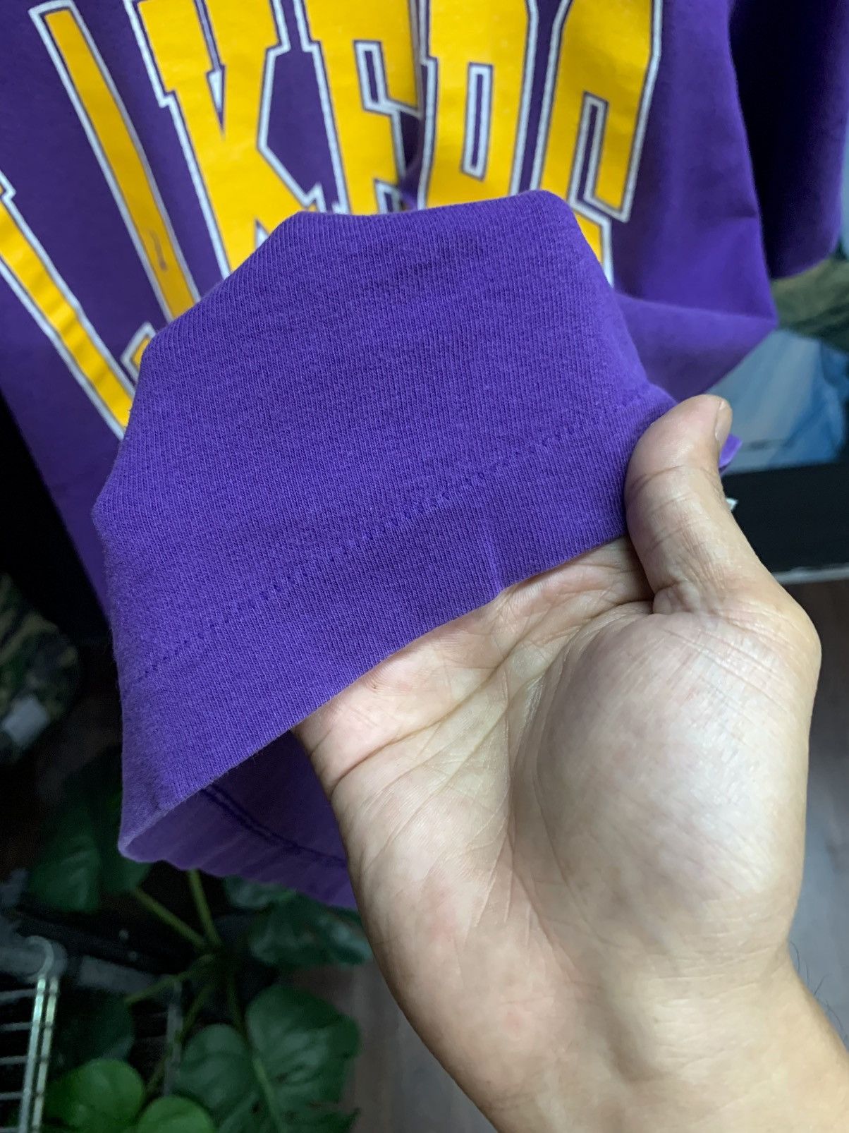 NBA VINTAGE NBA LAKERS 1990 Size US L / EU 52-54 / 3 - 7 Thumbnail
