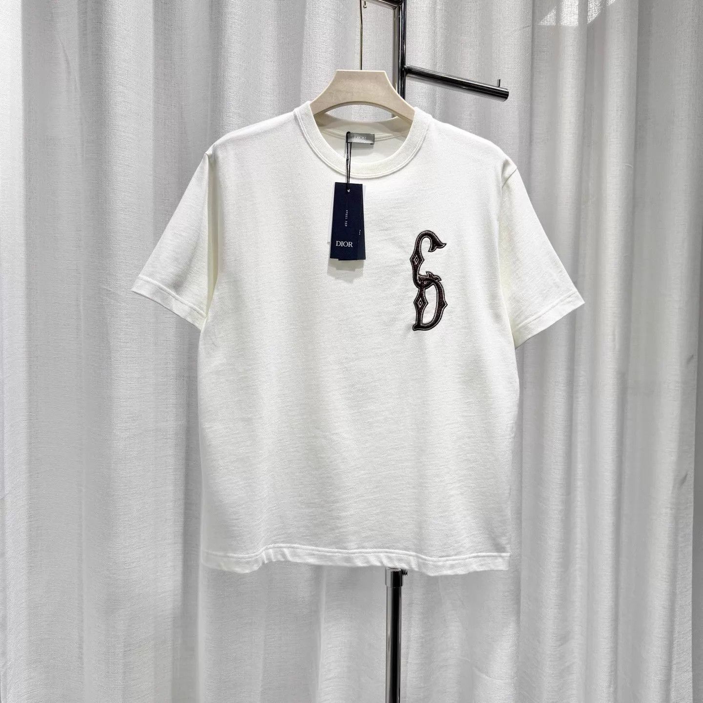 Dior DIOR Cream Glitter CD Logo Short Sleeve T-Shirt S Size US S / EU 44-46 / 1 - 1 Thumbnail