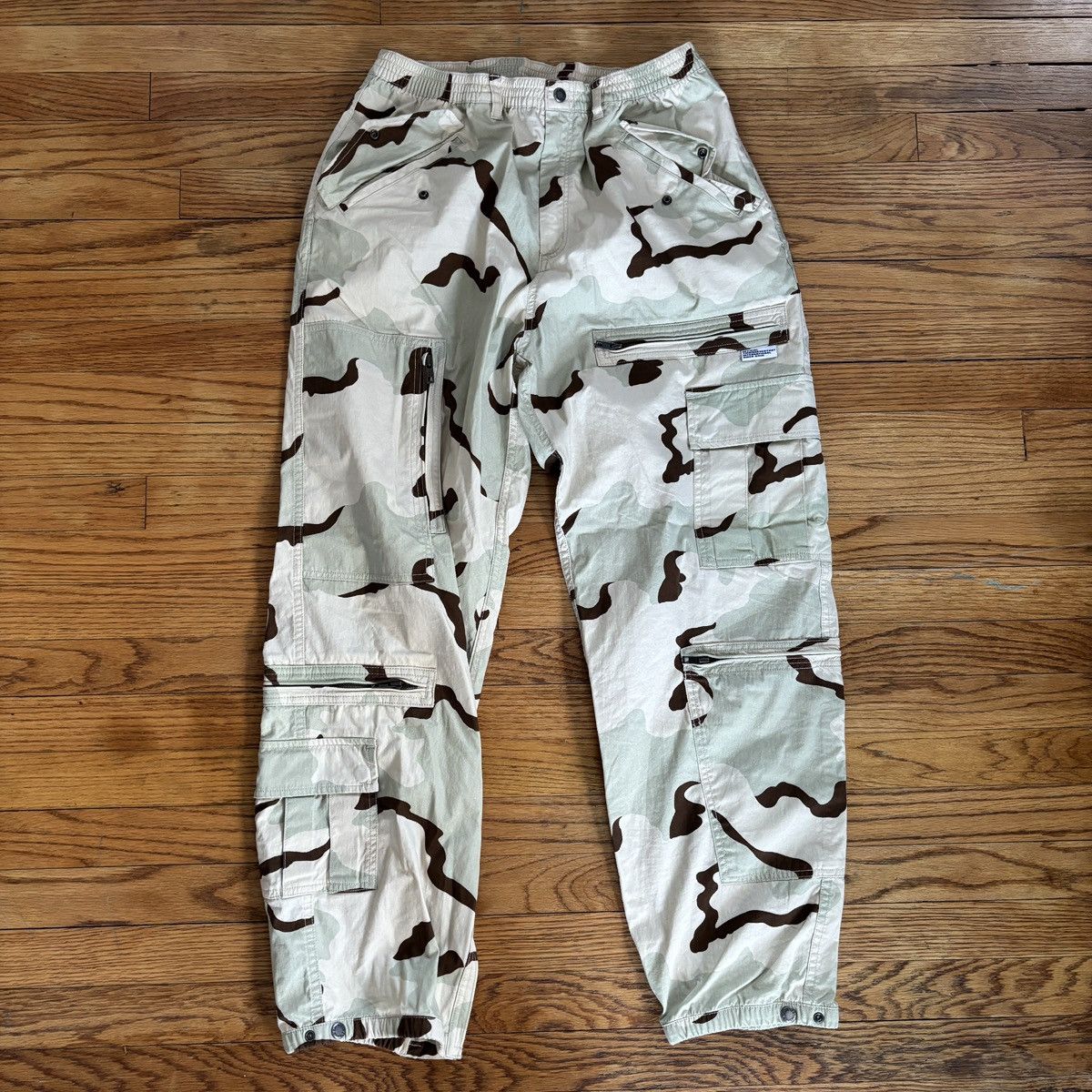 thisisneverthat Thisisneverthat Desert Camo Cargo Pants Size US 34 / EU 50 - 1 Thumbnail