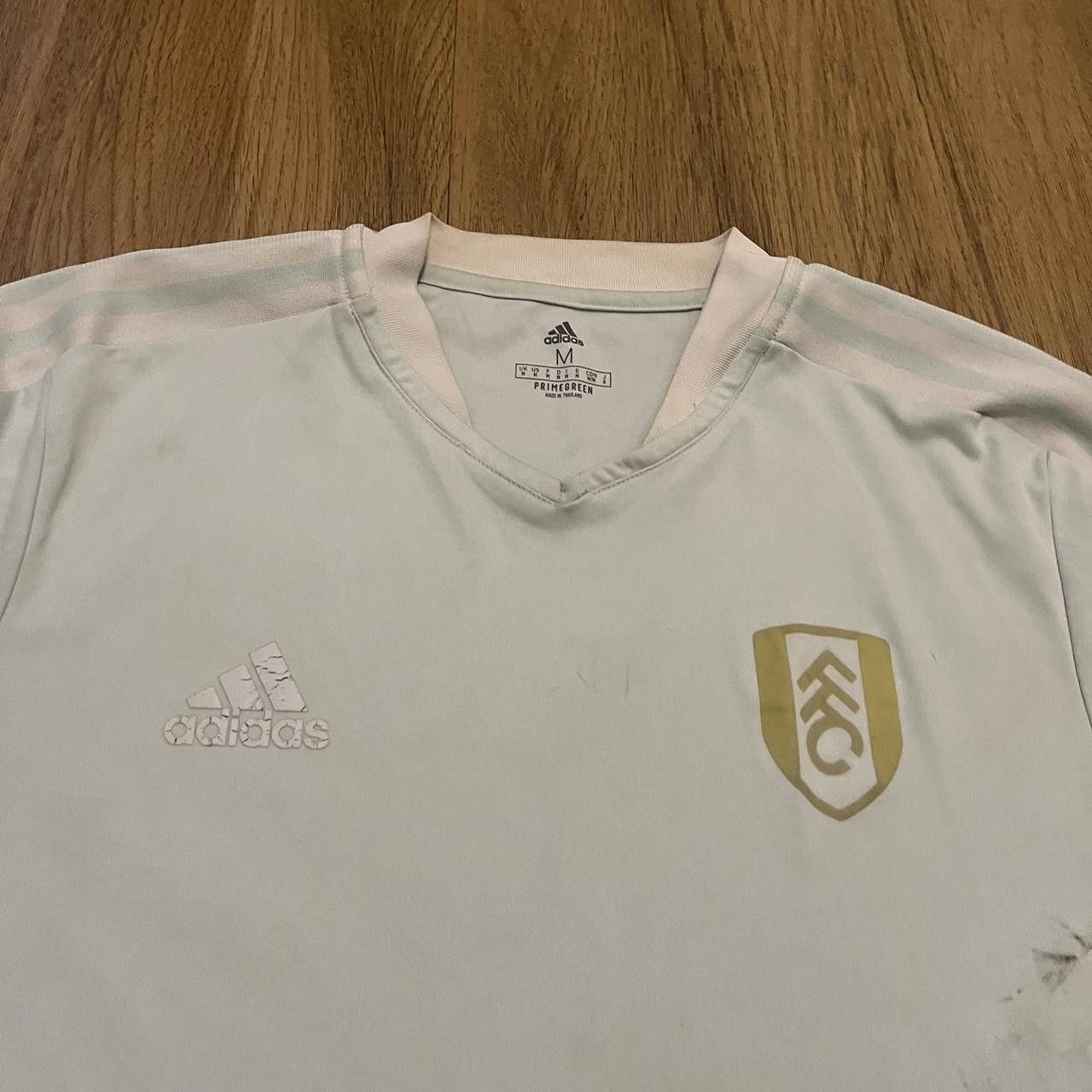 Adidas Fullham Premier League Football Shirt Size US M / EU 48-50 / 2 - 3 Thumbnail