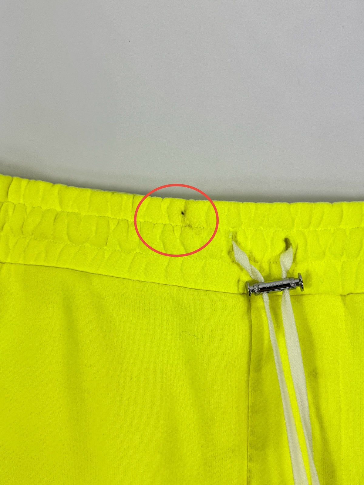 Amiri NEON YELLOW LOGO PRINT SHORTS Size US 38 / EU 54 - 11 Thumbnail