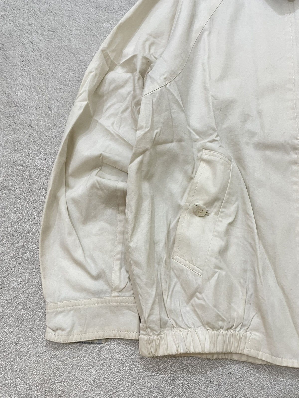 Burberry Vintage Burberry Light Jacket Streetwear Hysterick Y2K Size US M / EU 48-50 / 2 - 3 Thumbnail