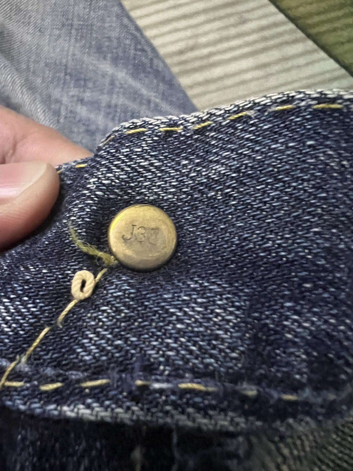 Levi's VINTAGE LEVIS 505 FADED JEAN Size US 33 - 18 Thumbnail