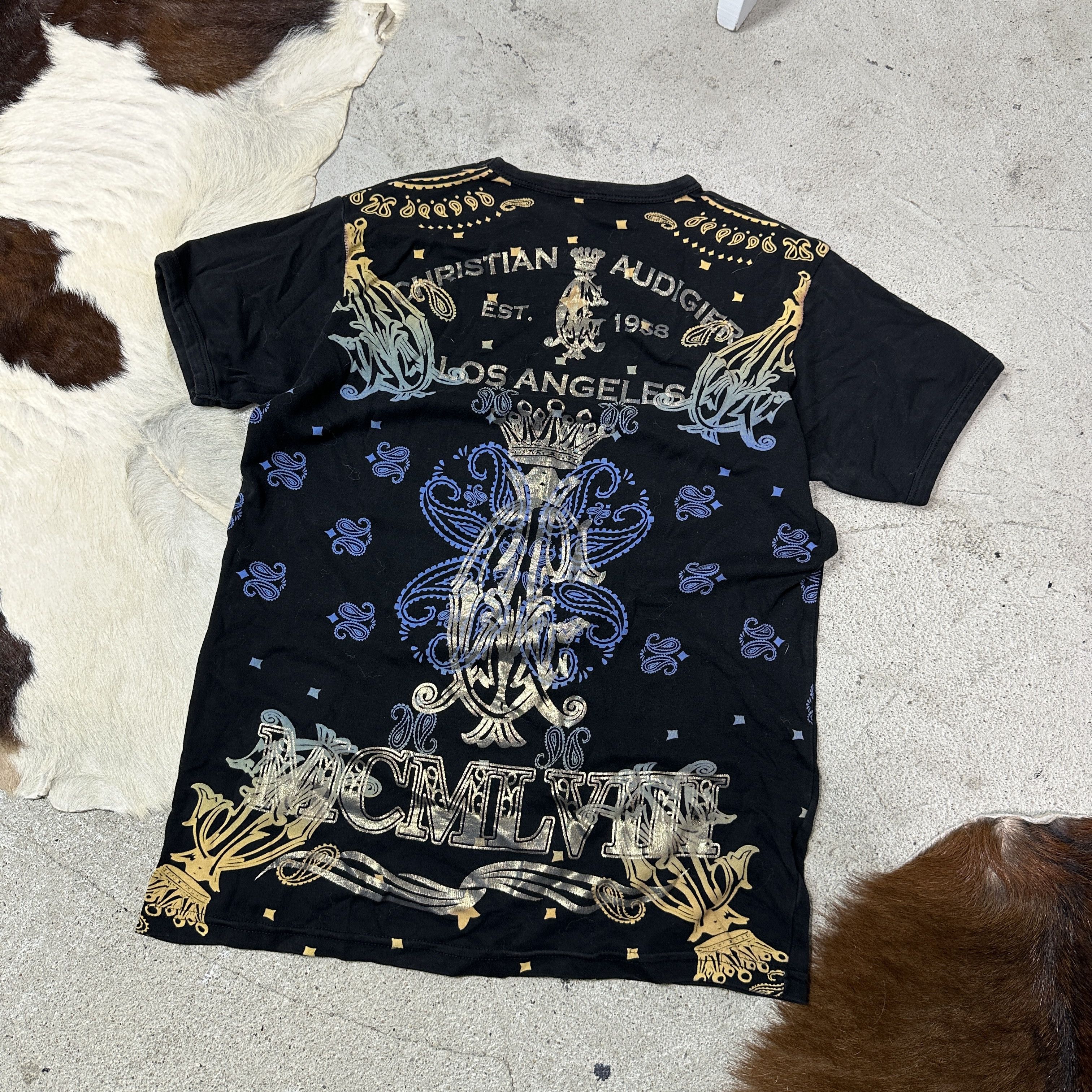 Ed Hardy Vintage Streetwear Ed Hardy Christian Audigier T-shirt Y2K Size US L / EU 52-54 / 3 - 5 Thumbnail