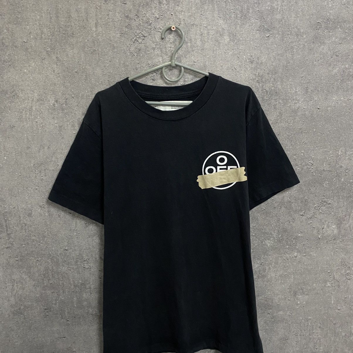 Off-White Off White T-Shirt Big Logo Size US M / EU 48-50 / 2 - 5 Thumbnail