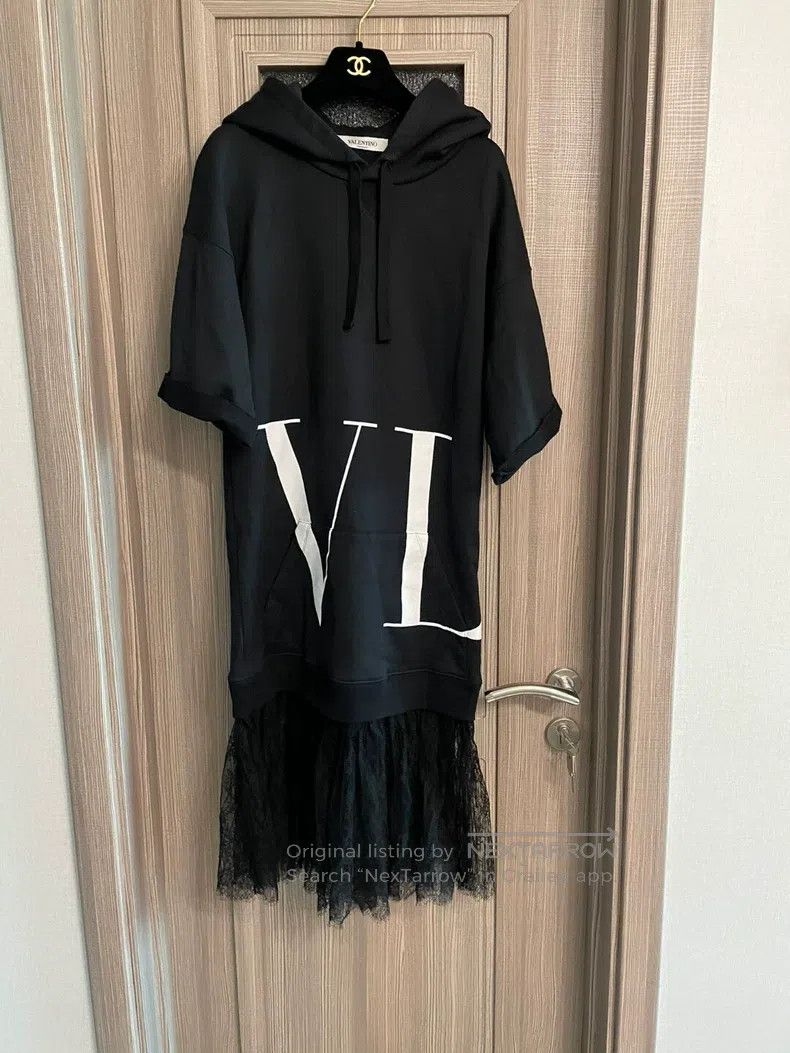 Valentino Valentino Lace sweatshirt dress Size S / US 4 / IT 40 - 1 Thumbnail