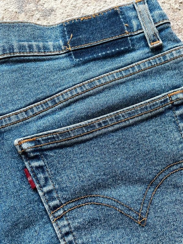 Levi's Levi’s Sz 8 / S Demim Stretch Shorts Vintage 1990s Rare Size 30" / US 8 / IT 44 - 9 Thumbnail