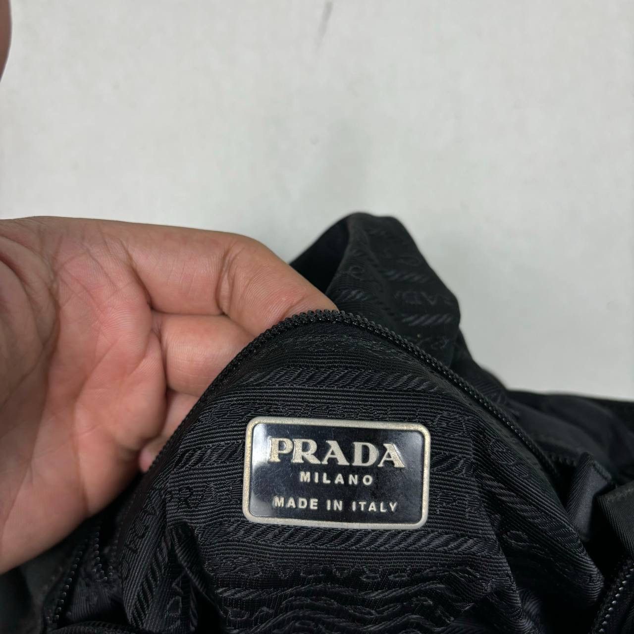 Prada Prada Tessuto Vintage 90s Nylon Tote Bag Black Authentic Size ONE SIZE - 10 Thumbnail