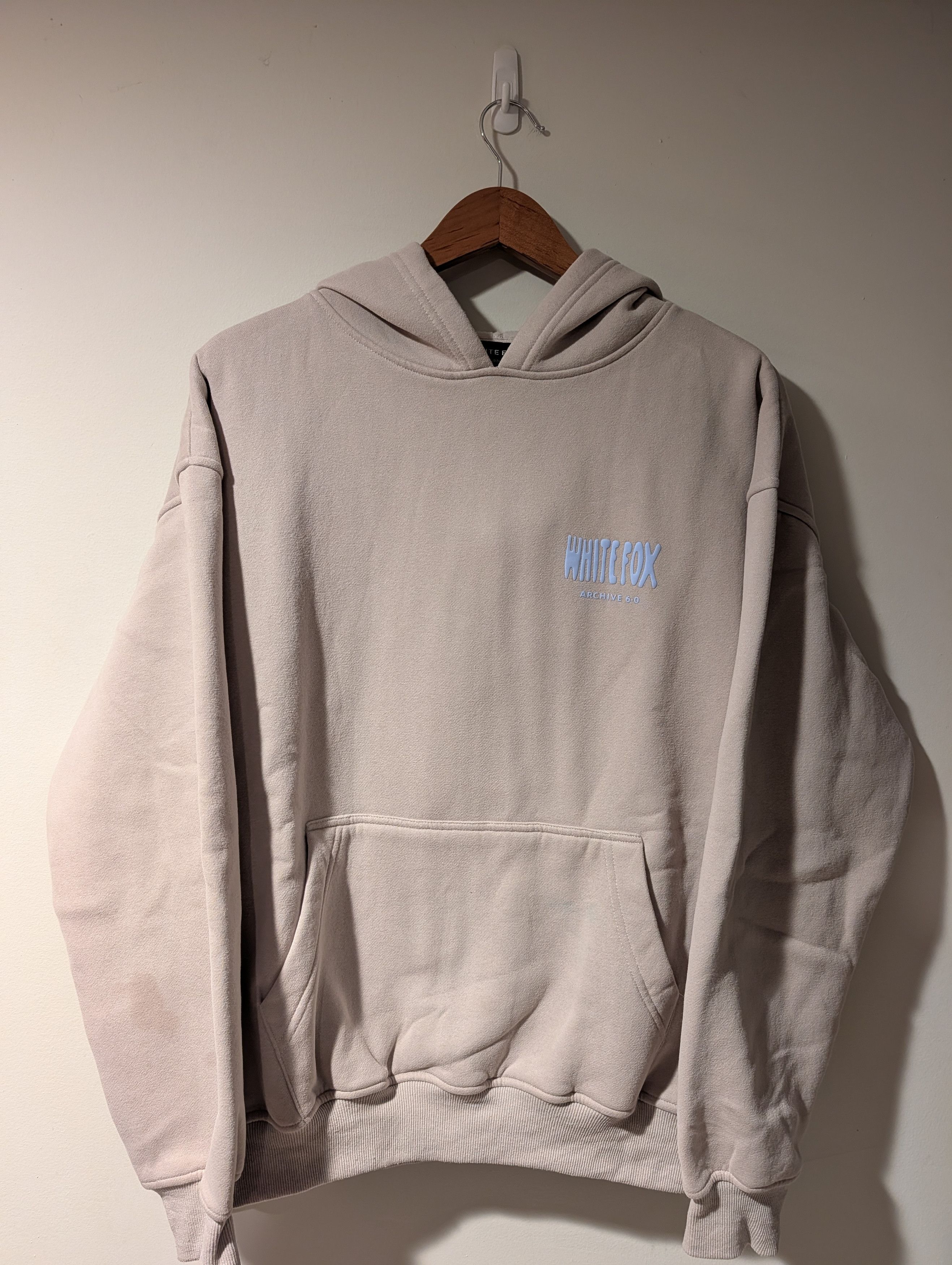 Gildan White Fox Hoodie Womens S/M Archive 6.0 Oversized Puff Print Size M / US 6-8 / IT 42-44 - 6 Thumbnail