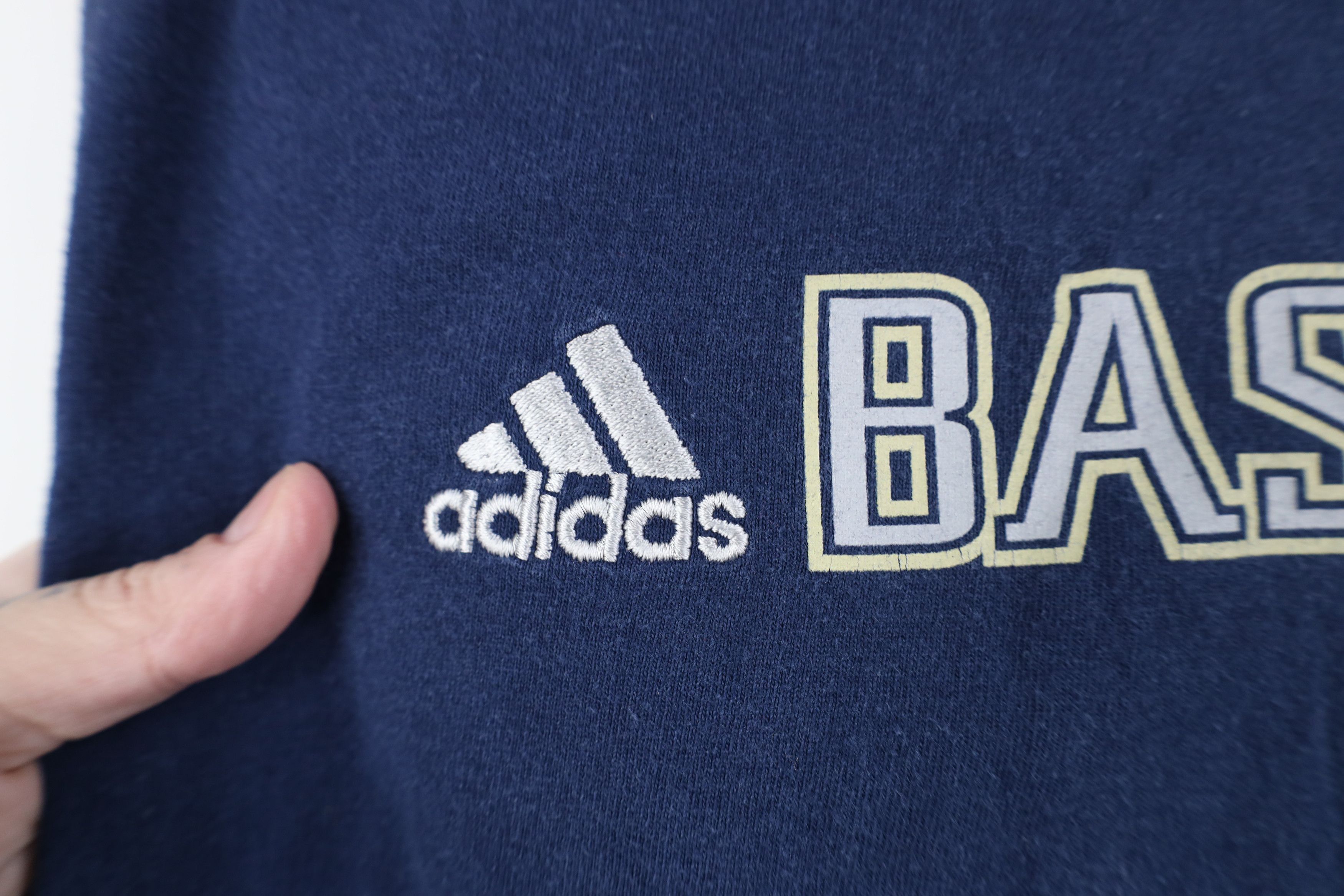 Adidas Vintage Adidas Basketball Spell Out Short Sleeve T-Shirt Size US M / EU 48-50 / 2 - 5 Thumbnail
