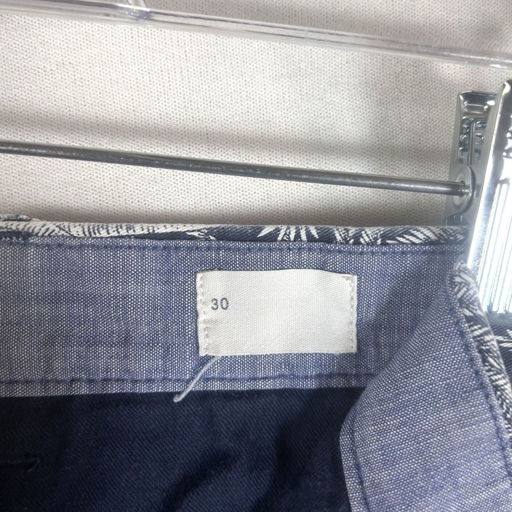 Gap Gap Shorts Mens 30 Indigo Palm Print Chambray 10" Inseam Vintage Fit Chin o Size US 30 / EU 46 - 5 Thumbnail