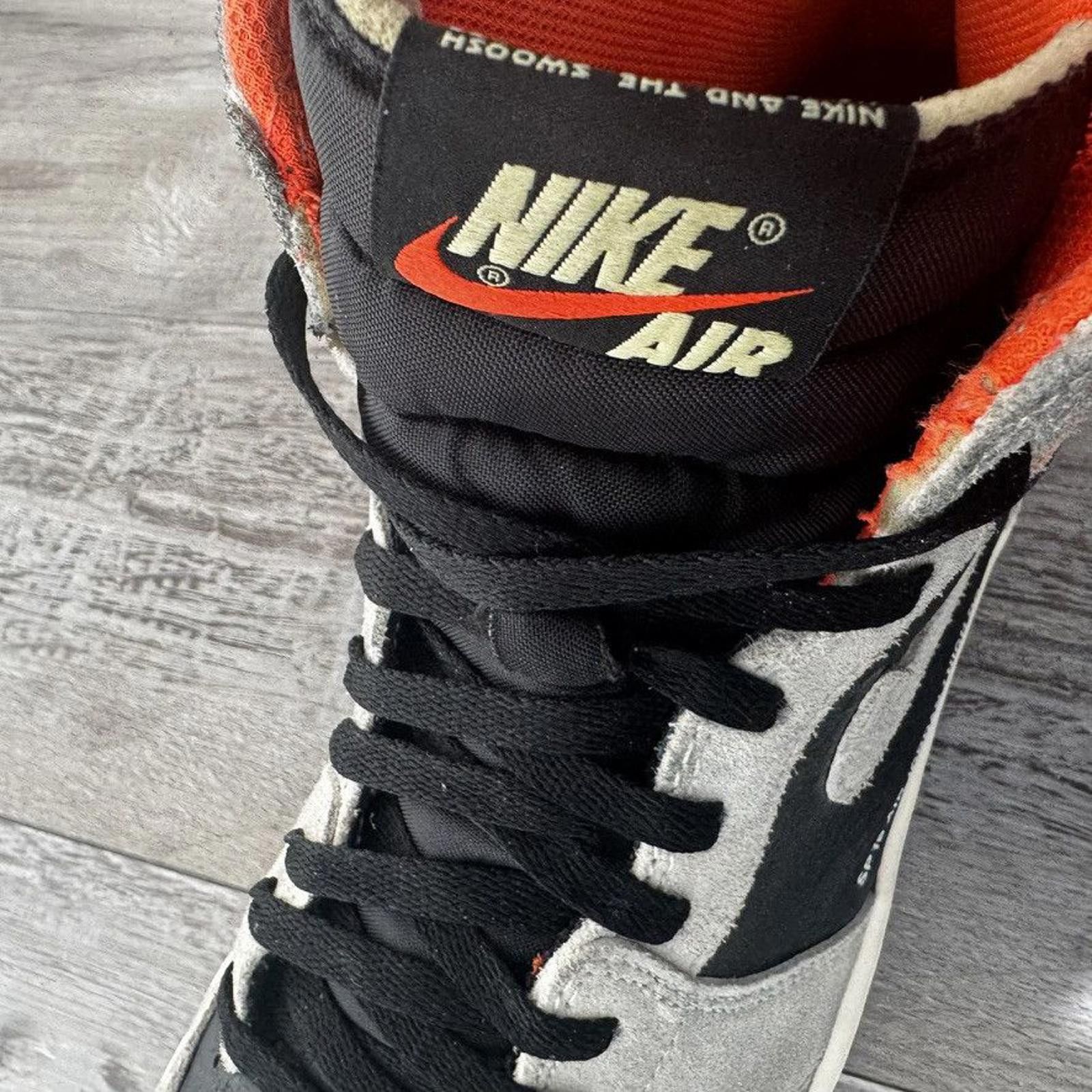 Jordan Brand NIKE • JORDAN 1 Retro "Neutral Grey/Hyper Crimson" (13M) Size US 13 / EU 46 - 8 Thumbnail