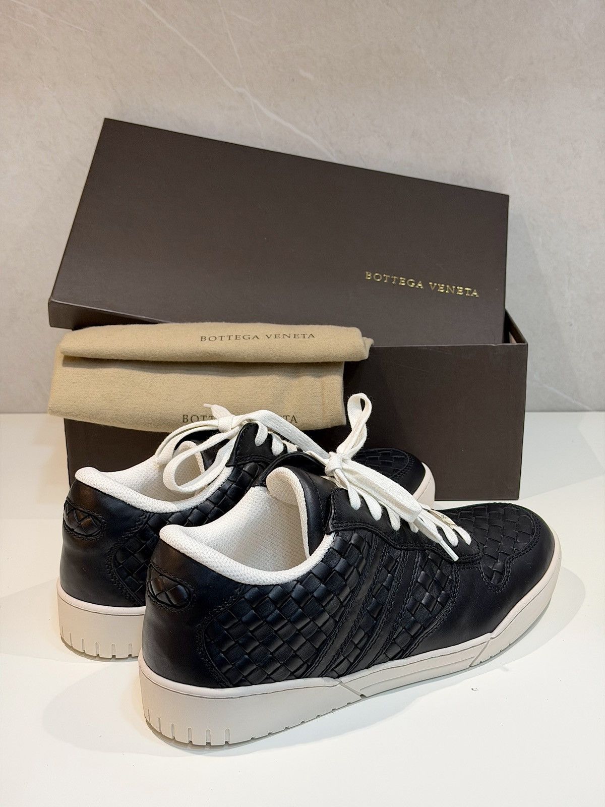 Bottega Veneta BOTTEGA VENETA 2010 Intrecciato Leather Woven Sneakers Black Size US 9 / EU 42 - 4 Thumbnail