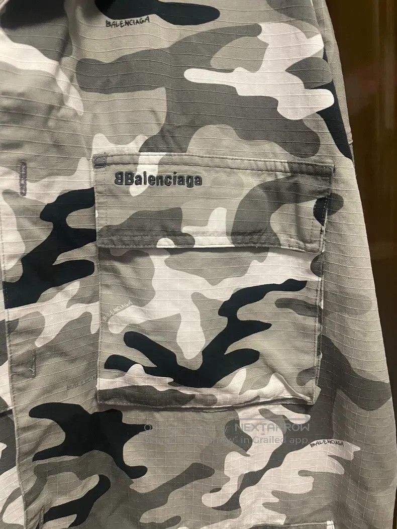 Balenciaga Balenciaga size 37 Camouflage Jacket Size US S / EU 44-46 / 1 - 2 Thumbnail