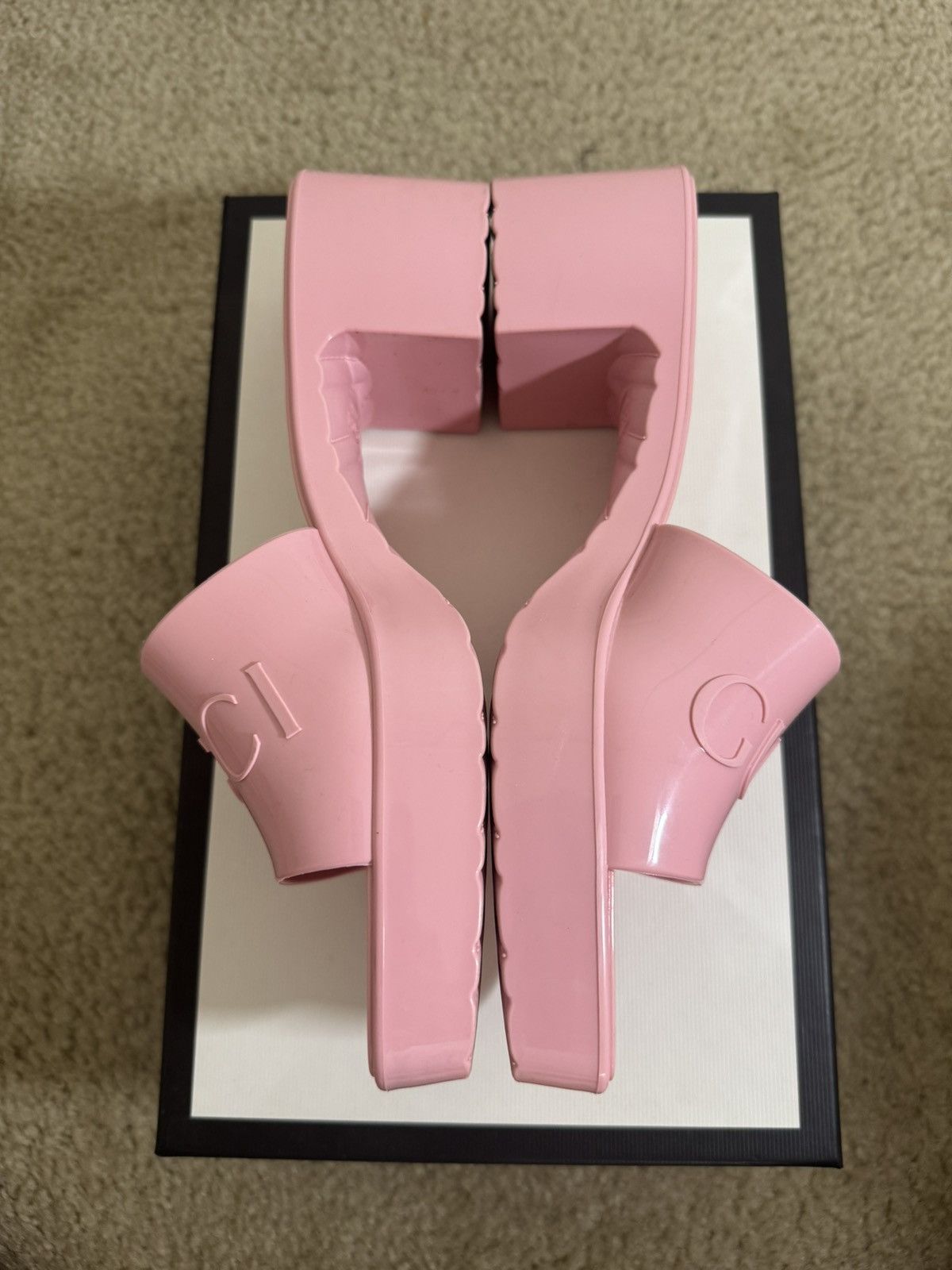 Gucci GUCCI RUBBER SLIDE SANDAL "Wild Rose" Size US 8 / IT 38 - 4 Thumbnail