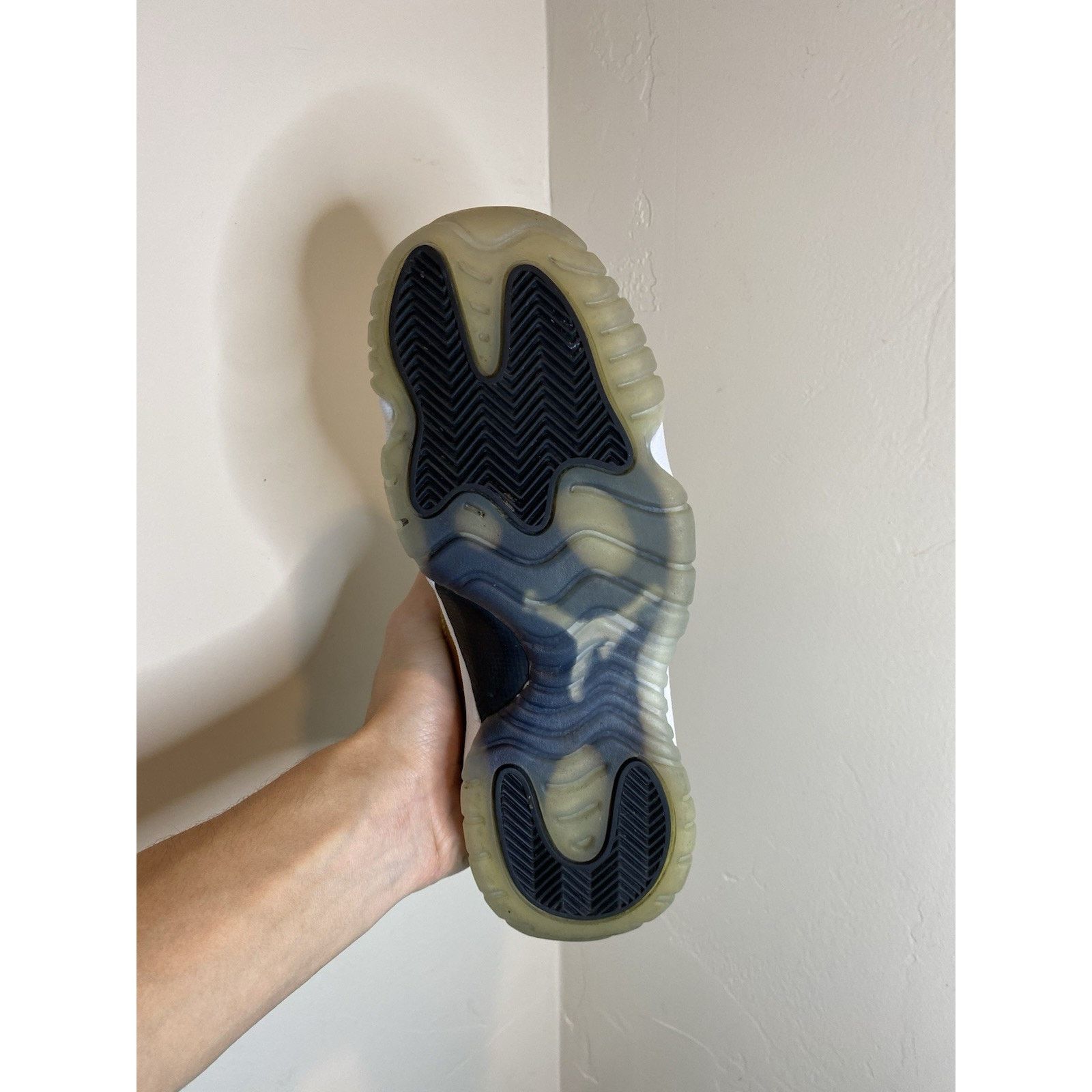 Nike Nike Air Jordan 11 Retro Closing Ceremony | Size 6.5Y Size US 6.5 / EU 39-40 - 13 Thumbnail