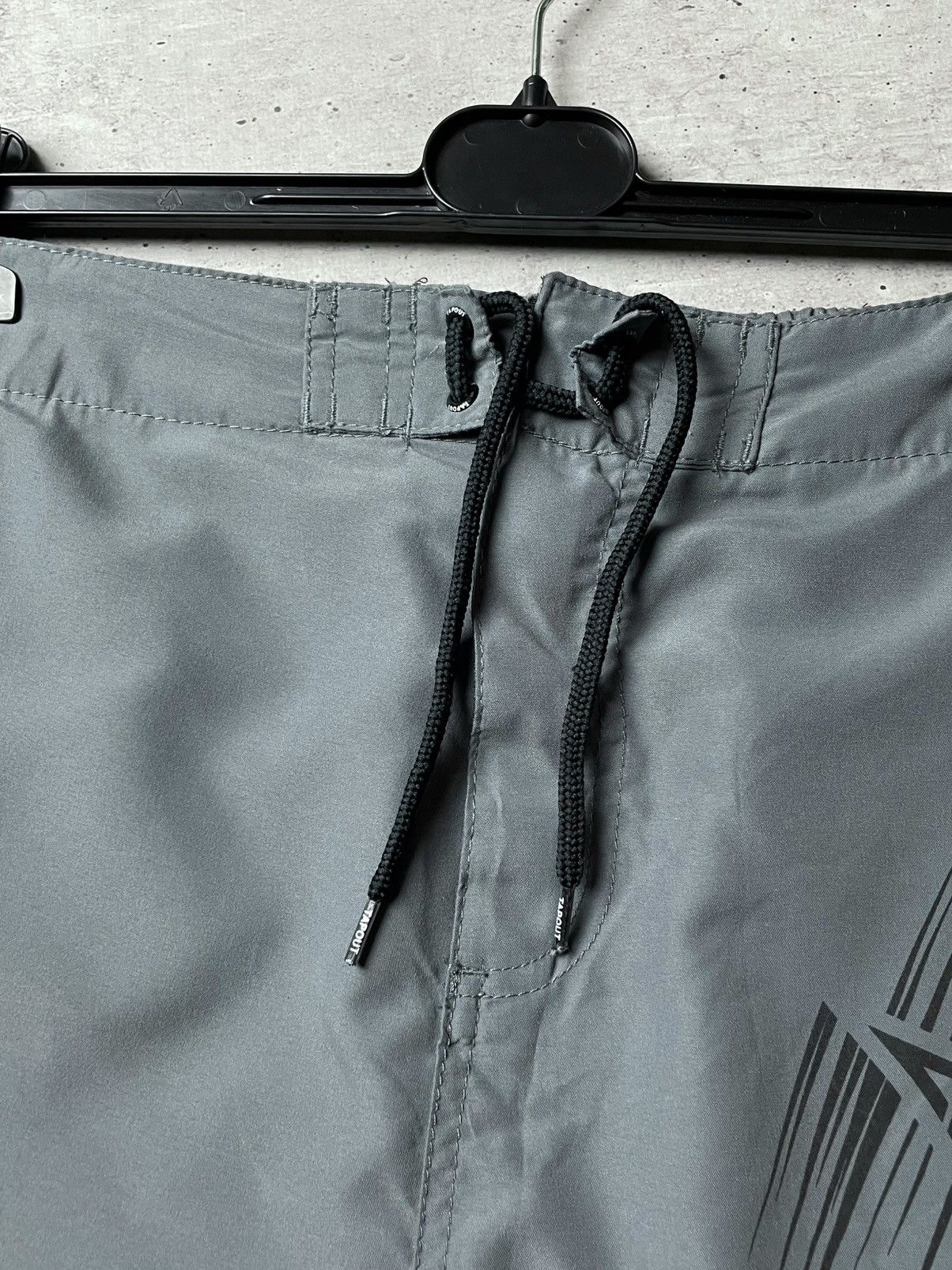 Tapout Tapout Vintage Shorts Y2K Affliction style Size US 34 / EU 50 - 4 Thumbnail