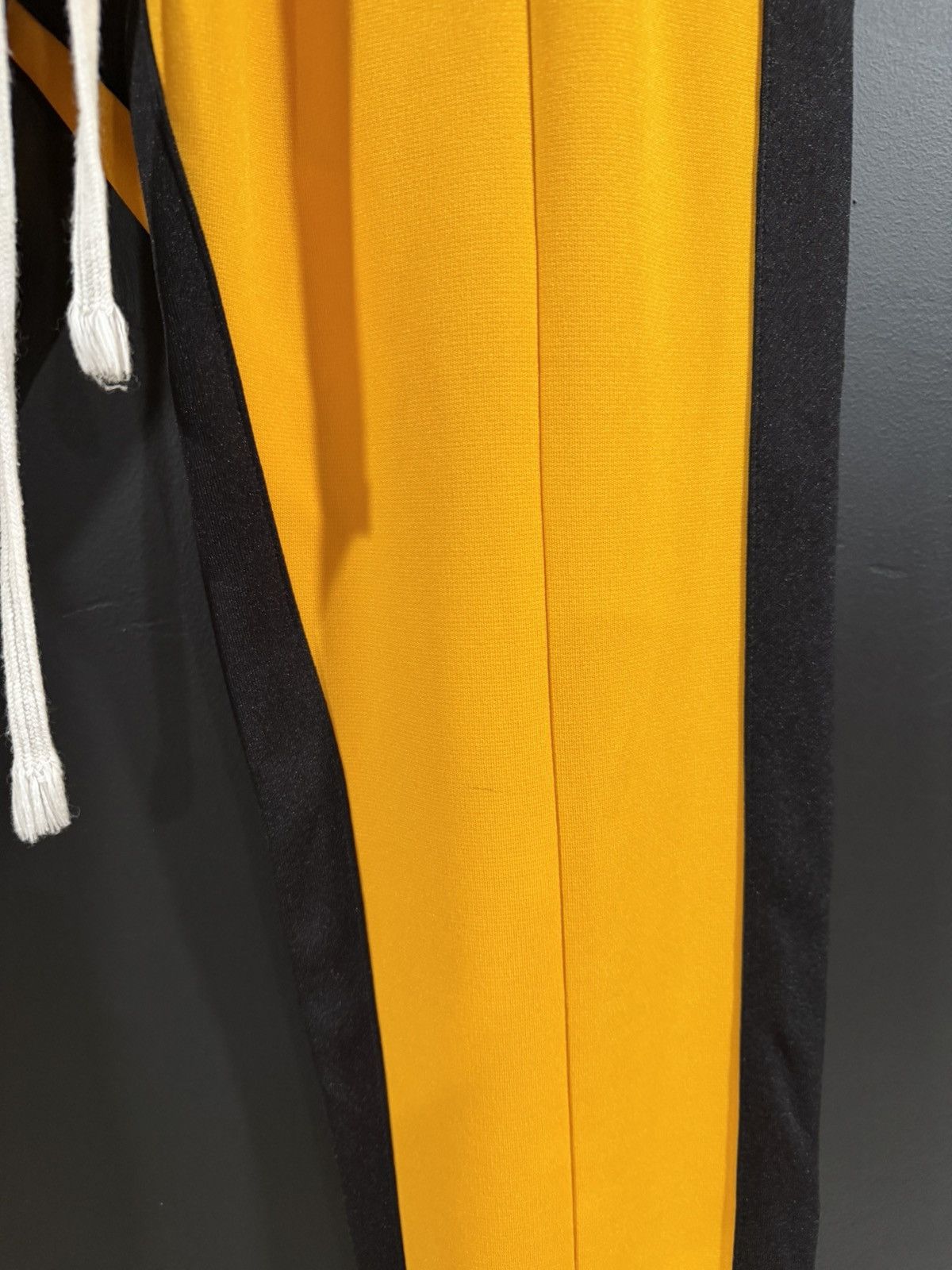 Fear of God Fear of God Fifth Collection 2017 Rare Yellow Track Pants XL Size US 32 / EU 48 - 4 Thumbnail