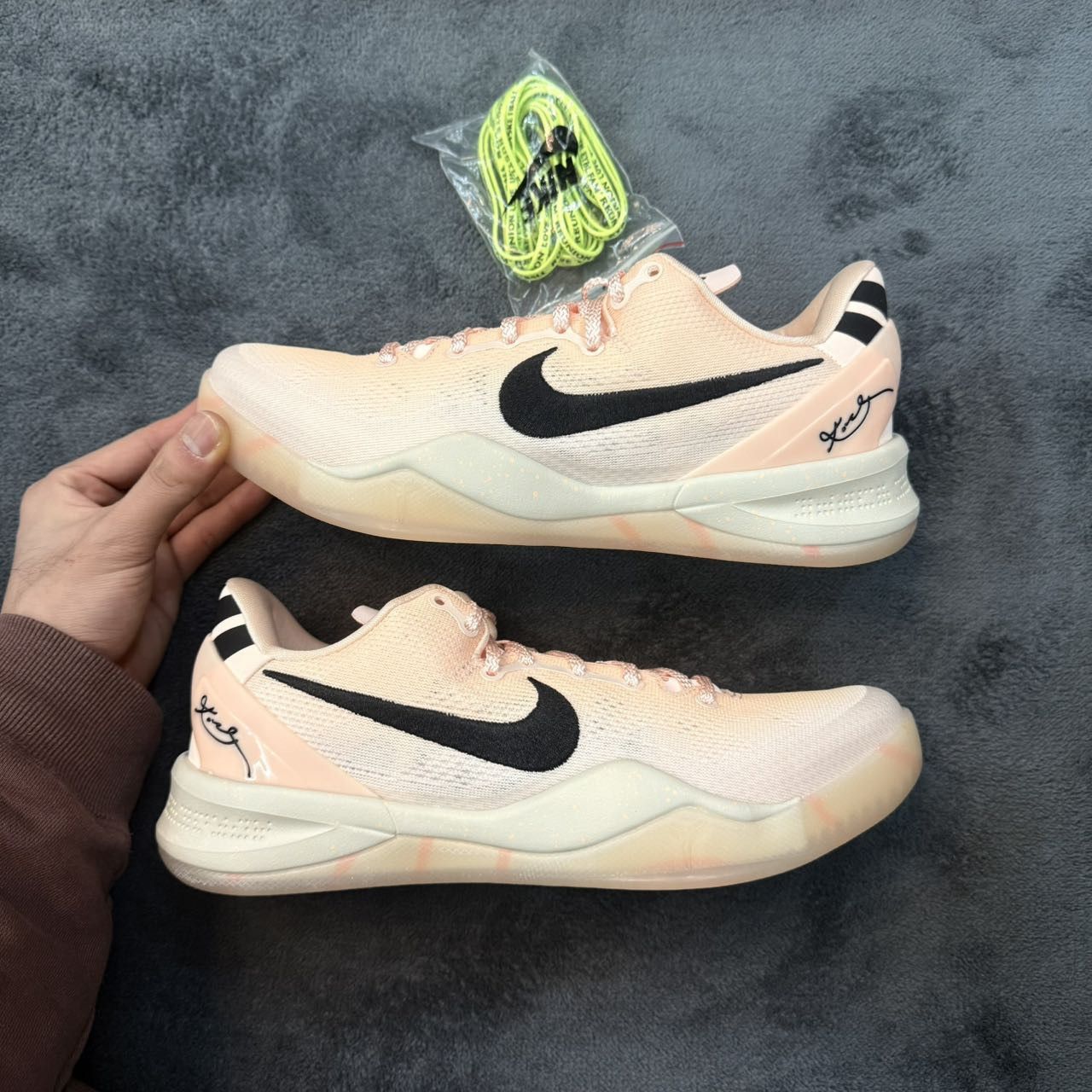 Nike Kobe 8 Protro EYBL Academy Size US 9 / EU 42 - 1 Thumbnail