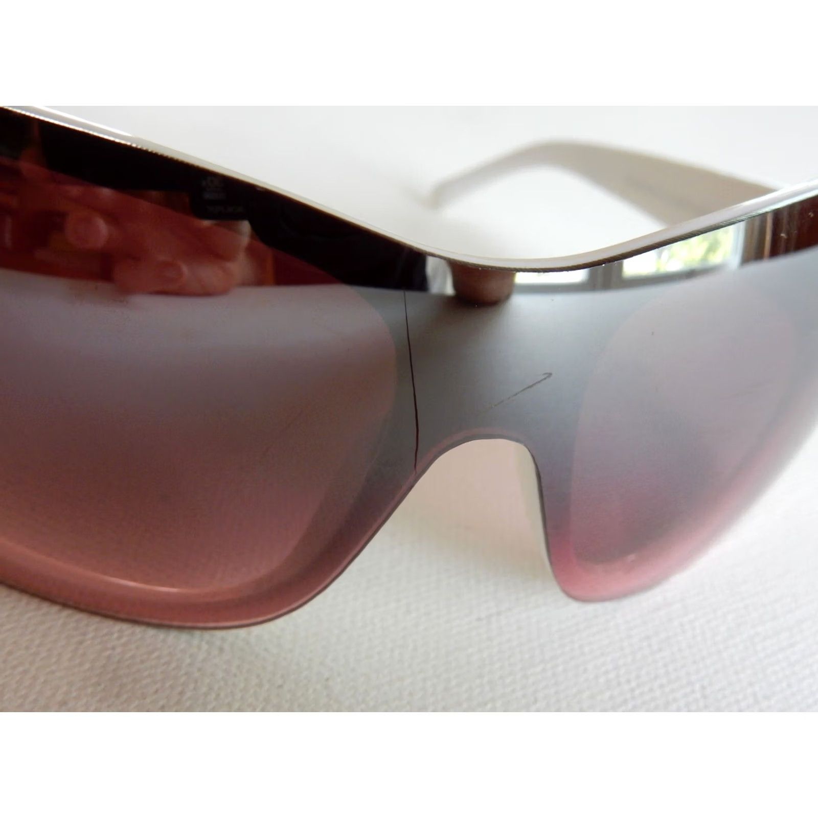 Steve Madden Steve Madden Sunglasses Women Shield SRSML0417 White Pink Lens Crack Lens Size ONE SIZE - 4 Thumbnail
