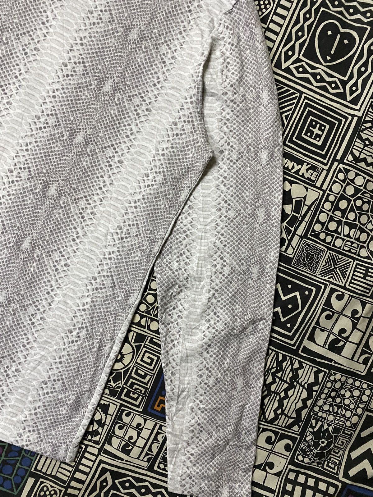 semanticdesign Semantic design snake skin longsleeve Size US L / EU 52-54 / 3 - 3 Thumbnail