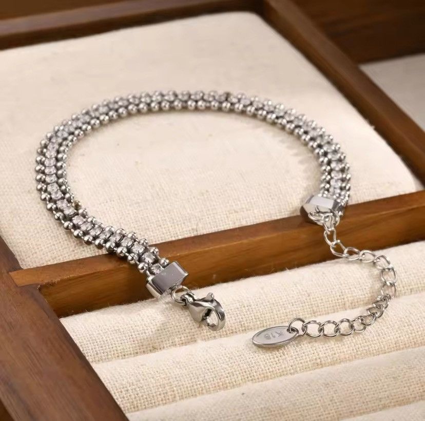 Other Luxury Zircon Stones Row Bracelet Size ONE SIZE - 1 Thumbnail