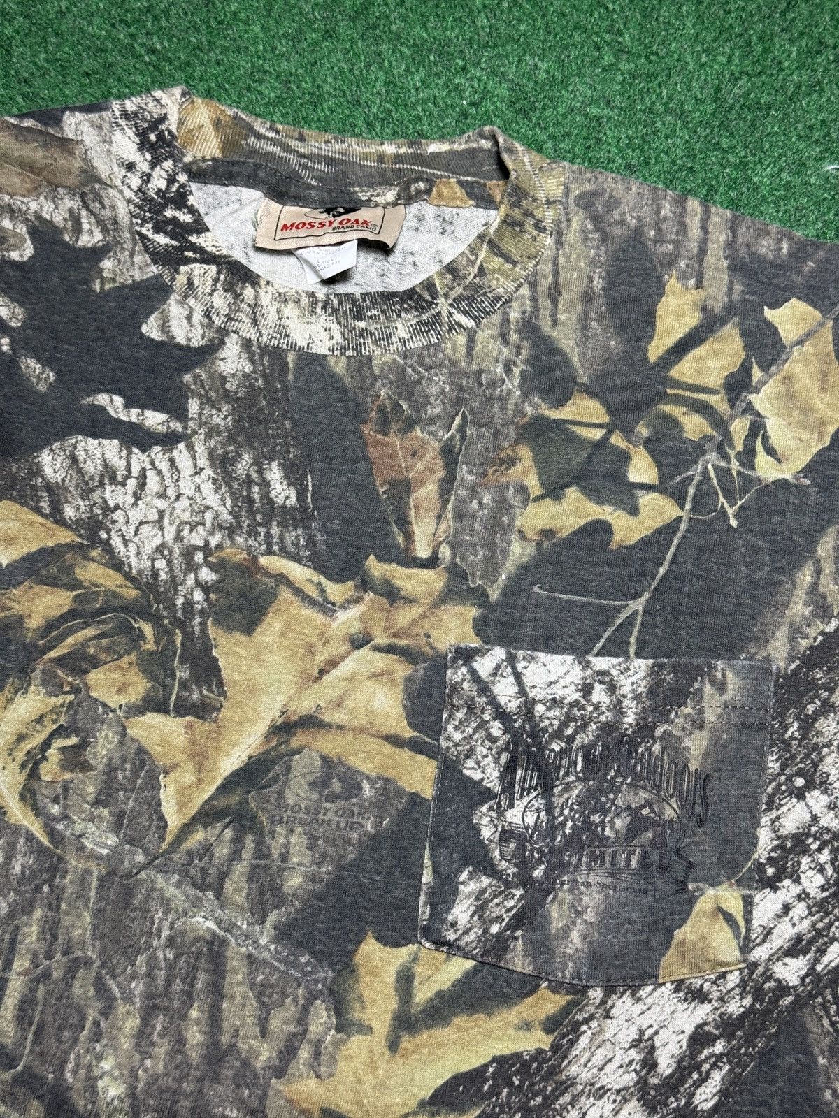 Mossy Oaks Y2K Mossy Oak Camo Pocket Tee Baggy Hip Hop Skater T Shirt Size US L / EU 52-54 / 3 - 2 Thumbnail