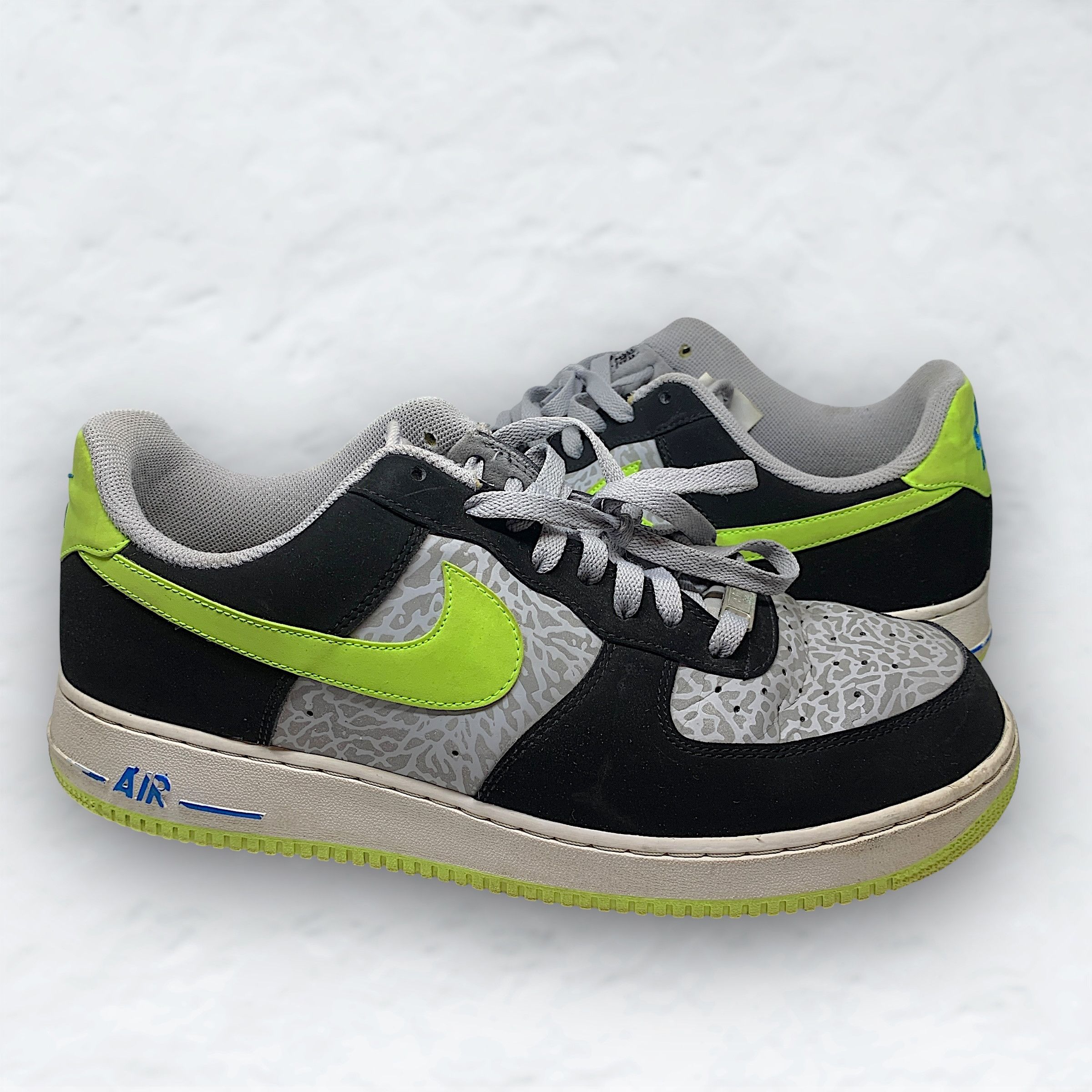 Low Nike Air Force Mens 2013 Nike Air Force Low Reflect Black Volt