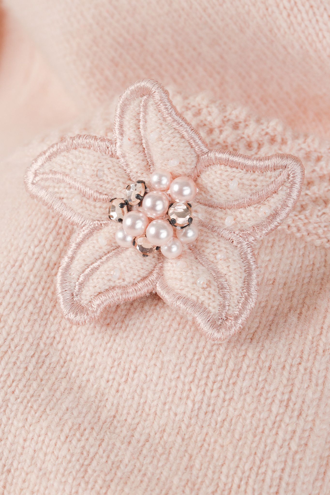 Chanel Chanel SS/05 Light Pink Cashmere Rosette Sweater Twinset Size M / US 6-8 / IT 42-44 - 7 Thumbnail