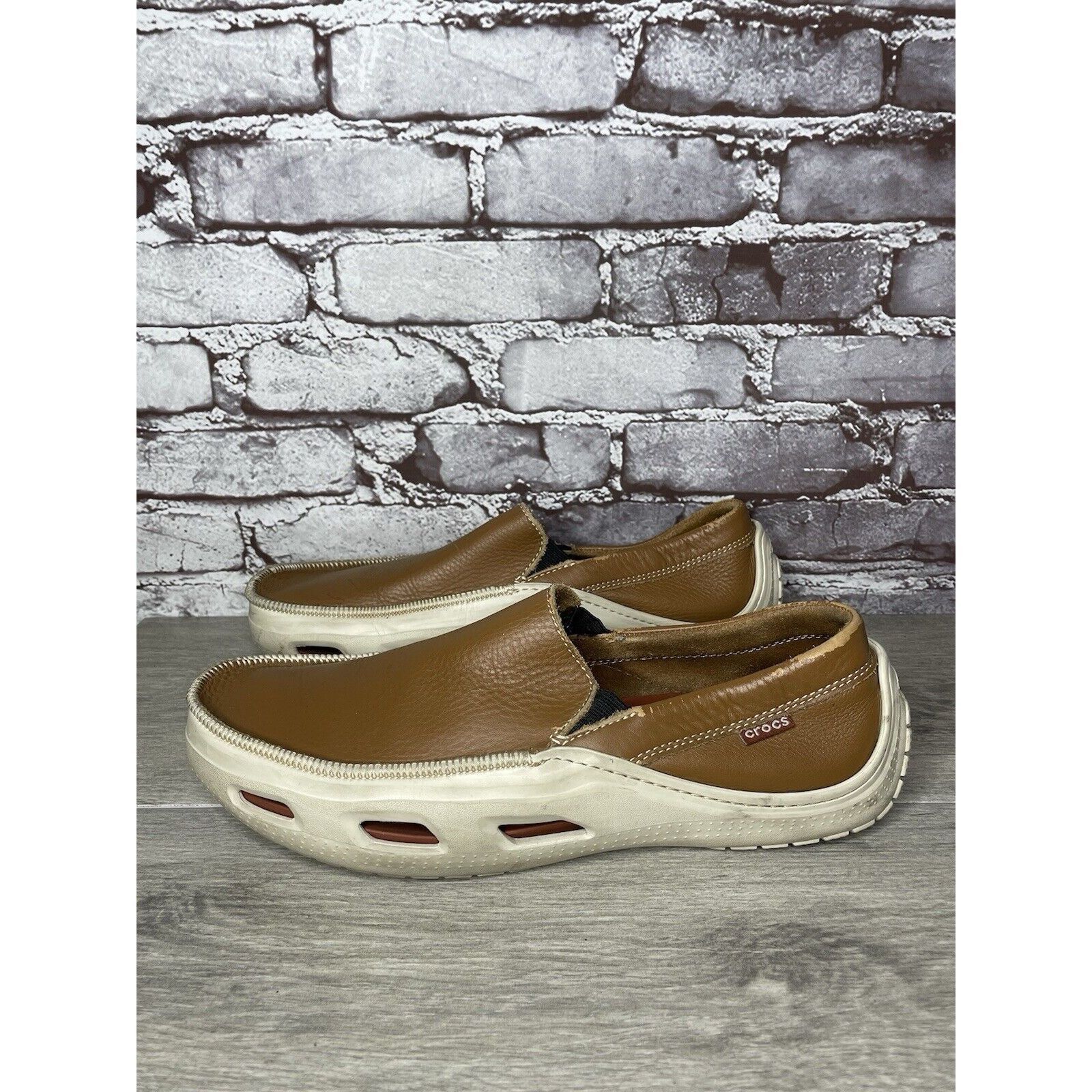 Crocs Crocs Brown Leather Vented Soles Cushioned Outdoor Loafers M Size US 12 / EU 45 - 15 Thumbnail