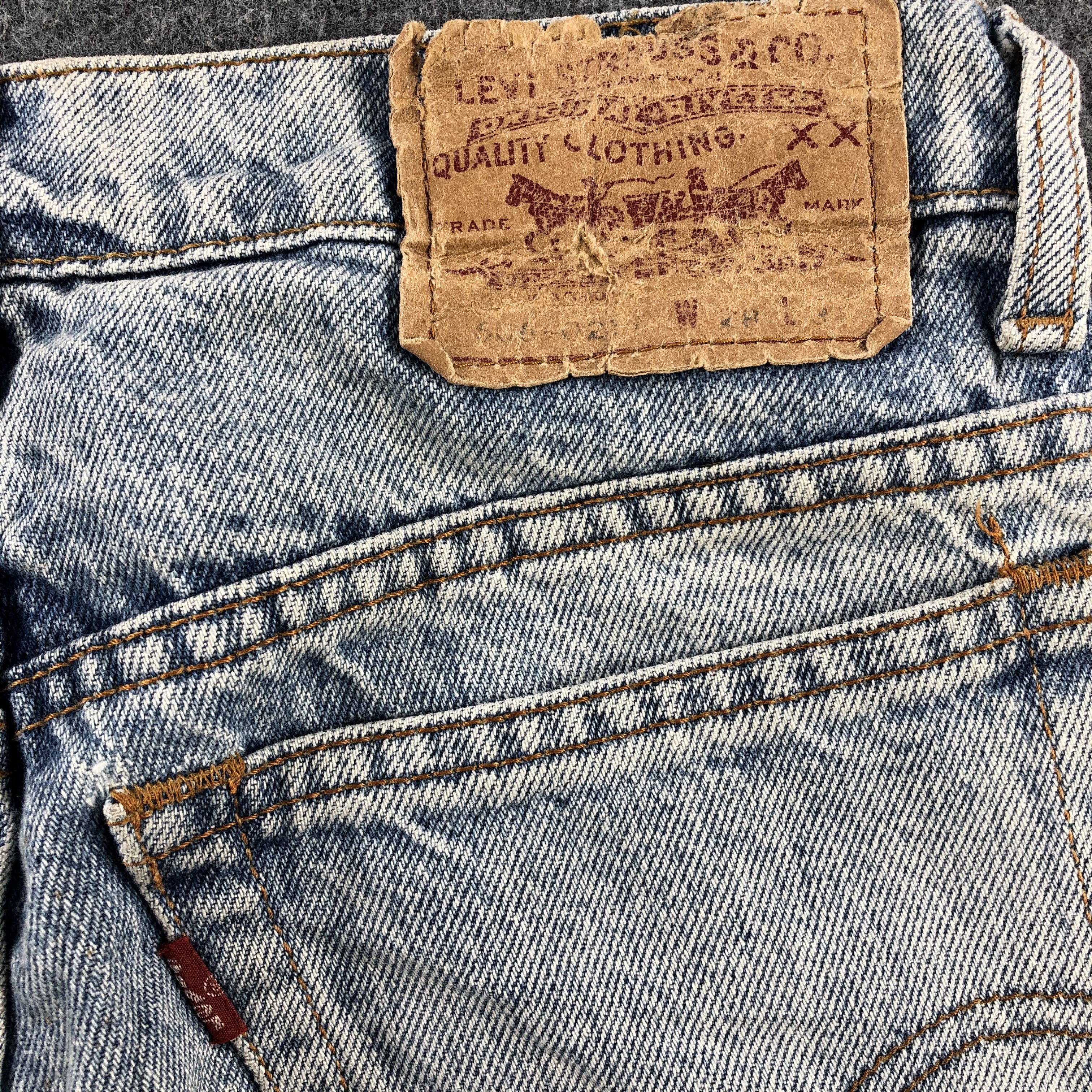 Levi's × Vintage Vintage 90s Light Wash Levis 505 Jeans-JM1931 Size US 26 / EU 42 - 6 Thumbnail