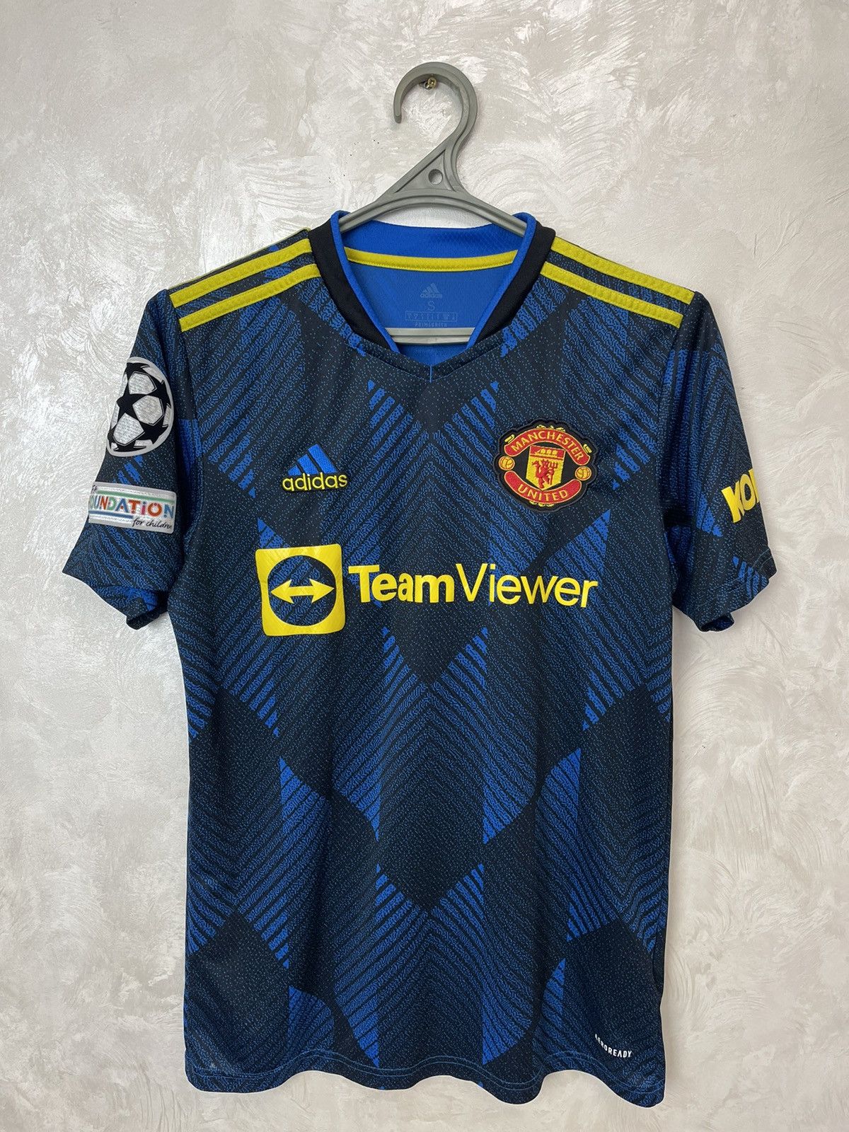 Adidas Rashford #10 Manchester United 2021/22 third shirt Adidas Size US S / EU 44-46 / 1 - 2 Thumbnail