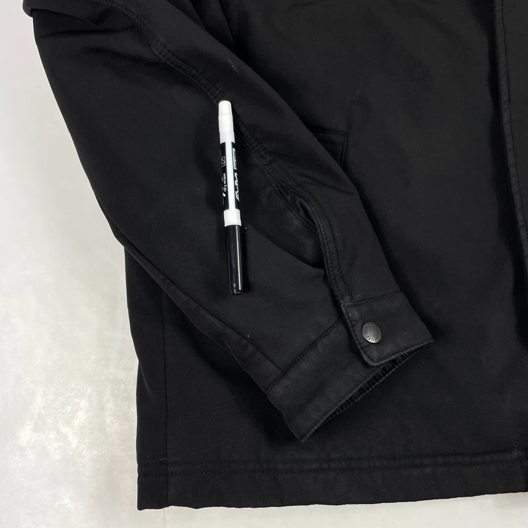 Levi's VINTAGE Levi's Jacket Mens Large Black Sherpa Lined Hooded Softshell Hiking Work Wear Size US L / EU 52-54 / 3 - 7 Thumbnail
