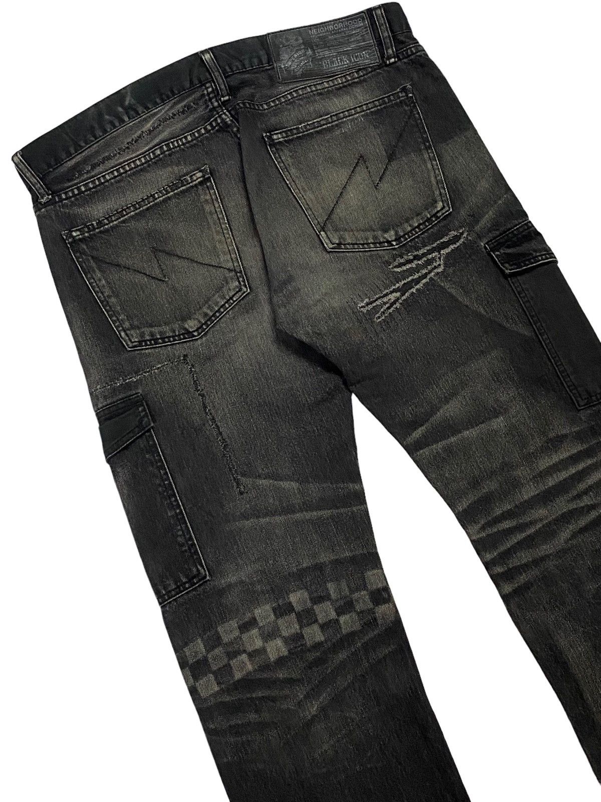 Japanese Brand × Neighborhood Neighborhood Black Icon Distressed Cargo Denim Size US 35 - 20 Thumbnail
