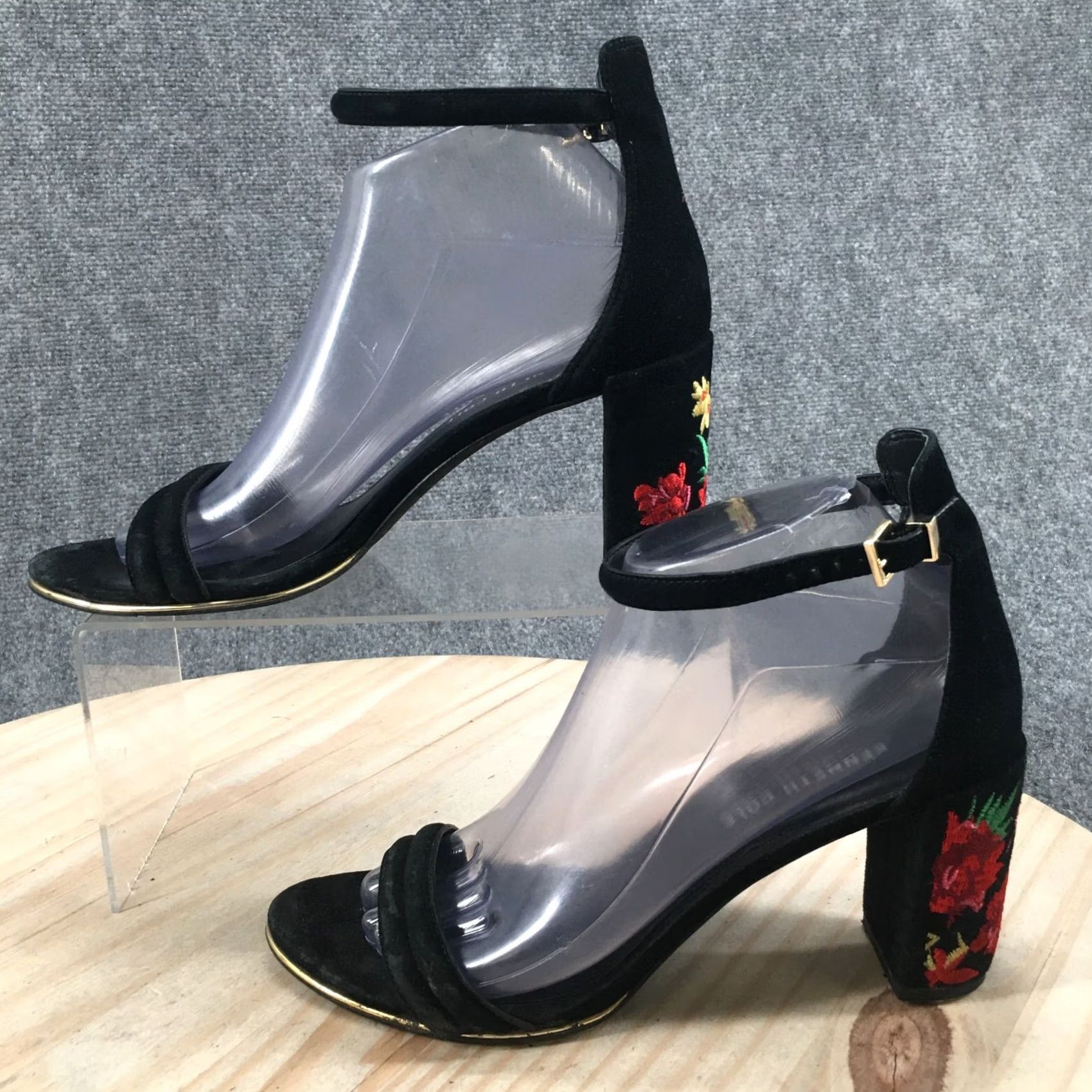 Kenneth Cole Kenneth Cole Heels Womens 8 M Buckle Straps Sandals Black Fabric Open Toe Block Heel Size US 8 / IT 38 - 2 Thumbnail