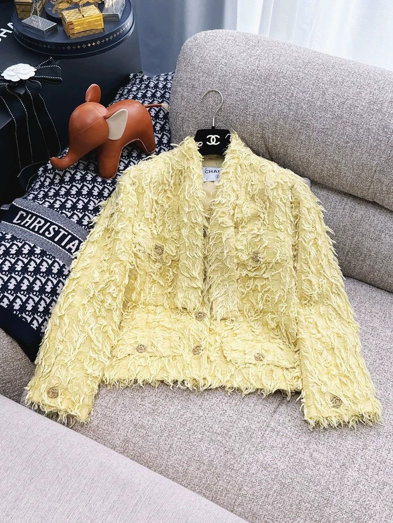 Chanel Chanel 21C Yellow Fringe Metal Button Jacket - dmc Size US M / EU 48-50 / 2 - 1 Thumbnail