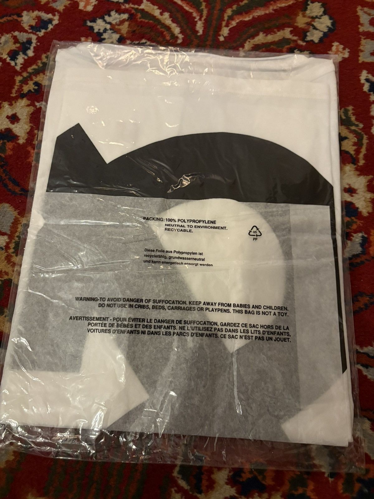 Hugo Boss The “&” T-shirt by Hugo boss Size S / US 4 / IT 40 - 3 Thumbnail