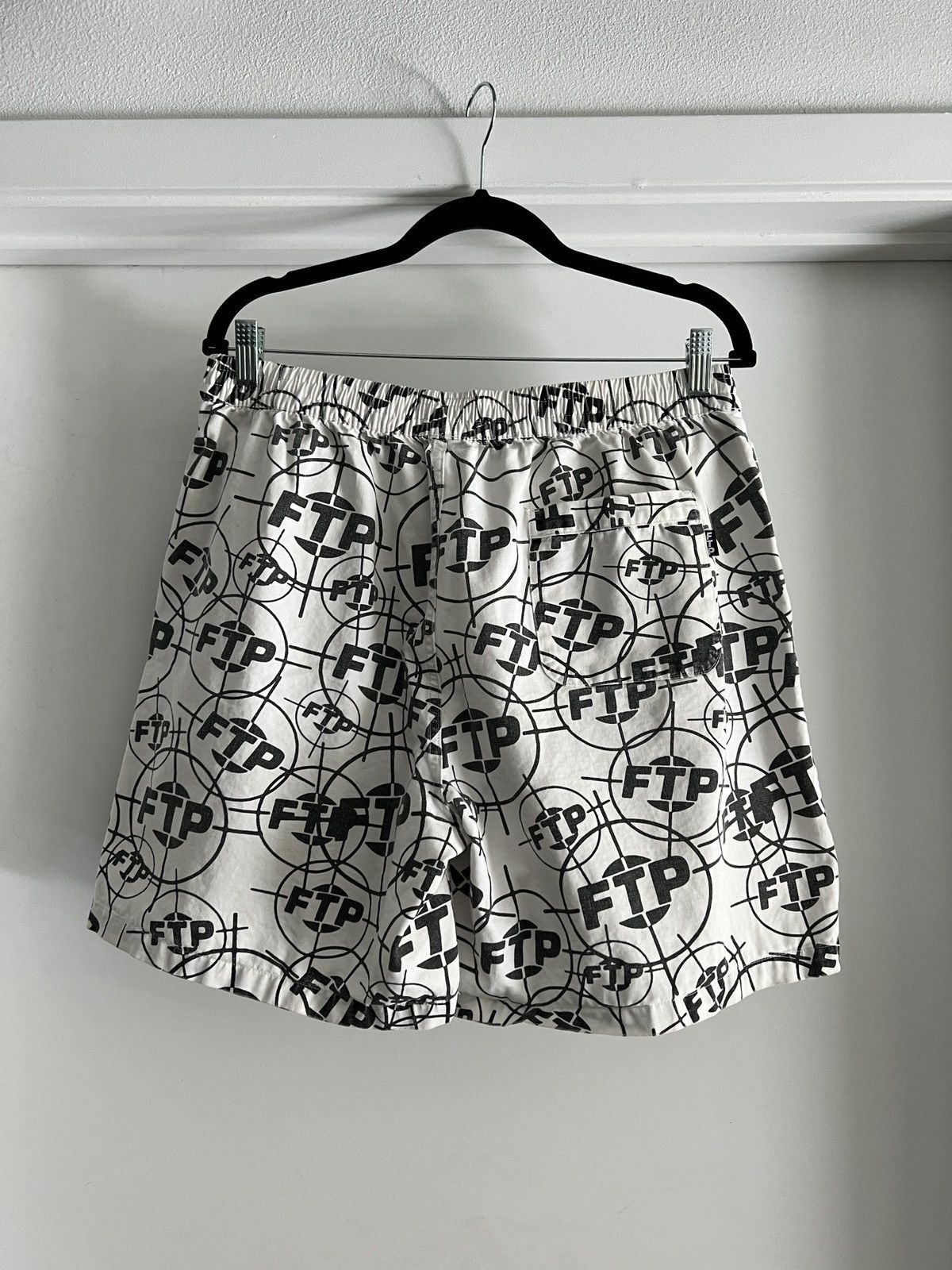 Fuck The Population FTP (Fuck The Population) - Logo shorts Size US 32 / EU 48 - 3 Thumbnail