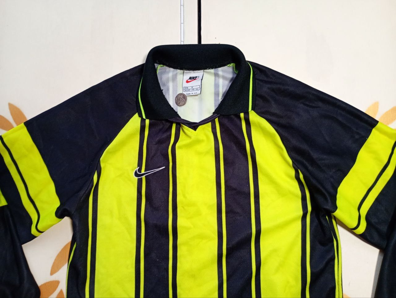 Nike Nike Borussia Dortmund Style Jersey 1996-97 kids size M Size US XXS / EU 40 - 4 Thumbnail