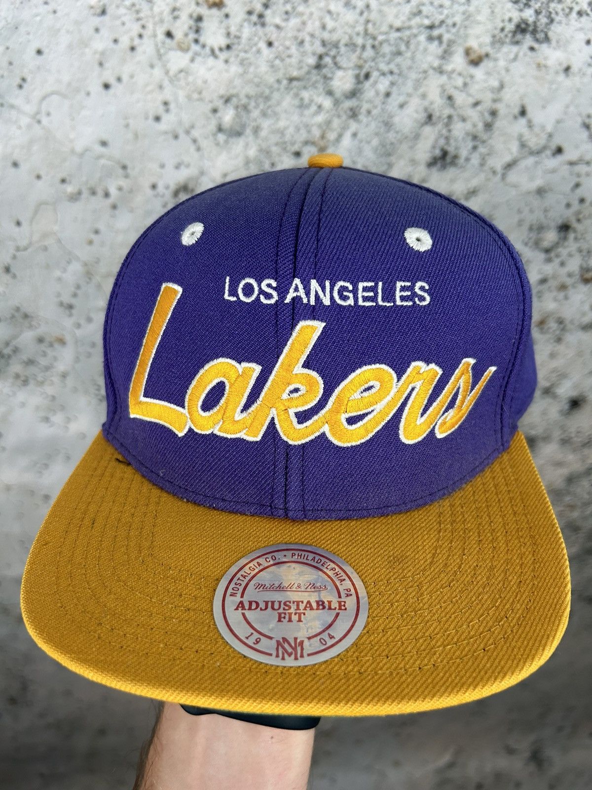 Mitchell & Ness Vintage LA Lakers Mitchell and Ness Snap Back Hat Retro 90s Size ONE SIZE - 2 Thumbnail