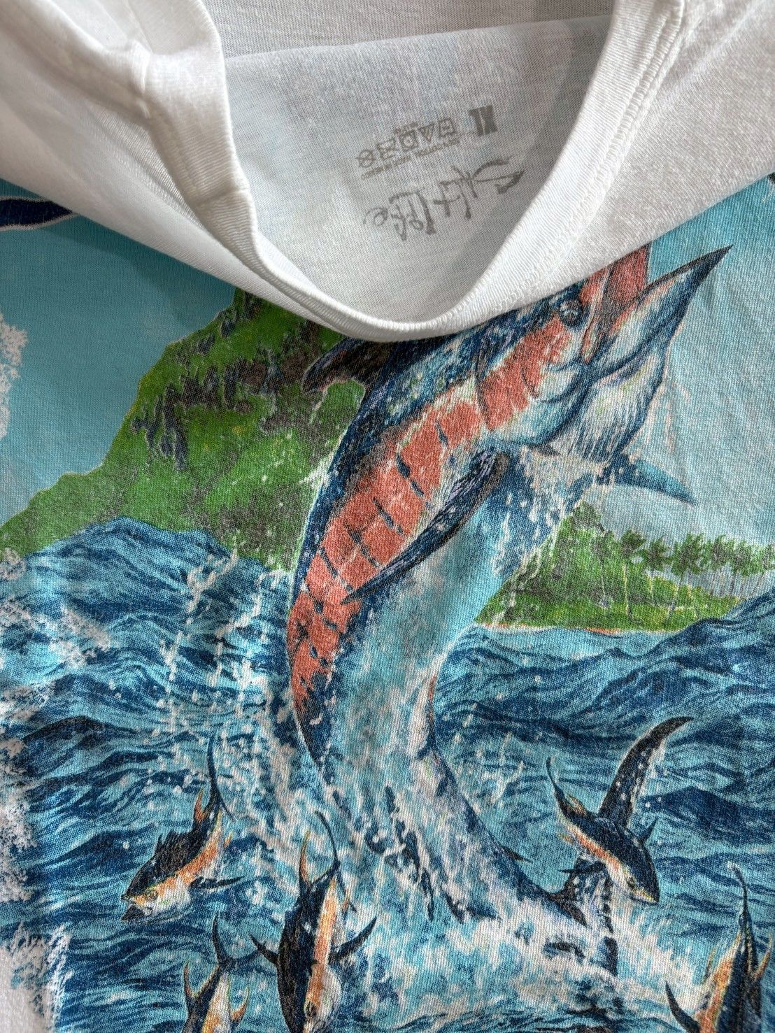Guy Harvey “Salt Life 2000s” vintage T-shirt Size US S / EU 44-46 / 1 - 7 Thumbnail